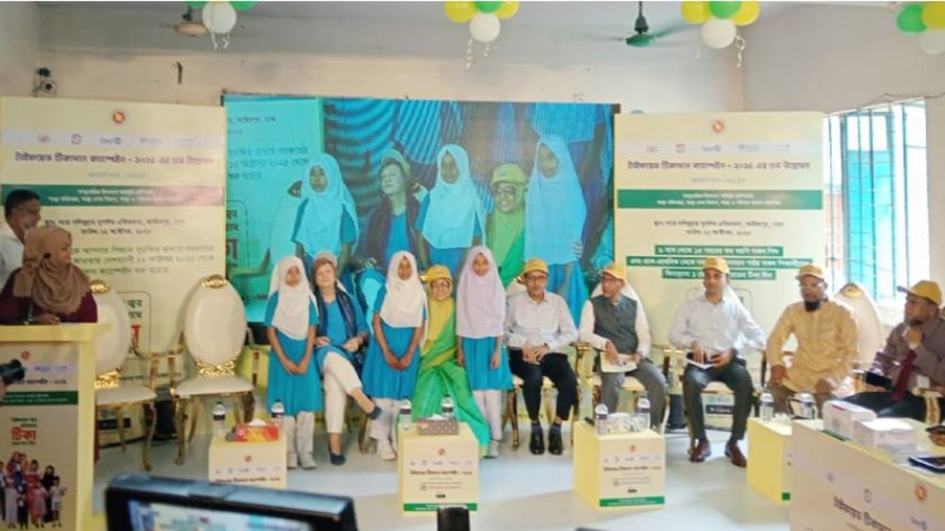 দেশে প্রথমবারের মতো টাইফয়েড টিকাদান কর্মসূচি শুরু