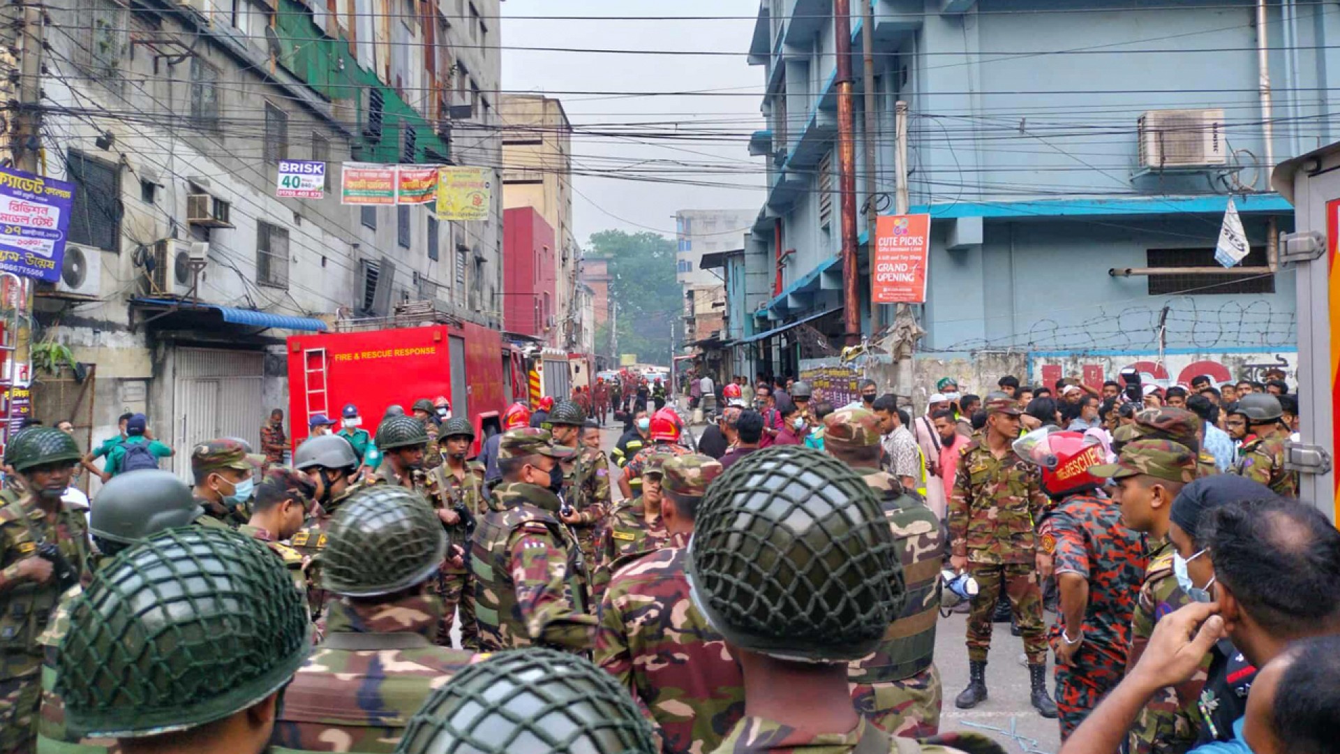 মিরপুর রূপনগরে আগুনে নিহত বেড়ে ১৬
