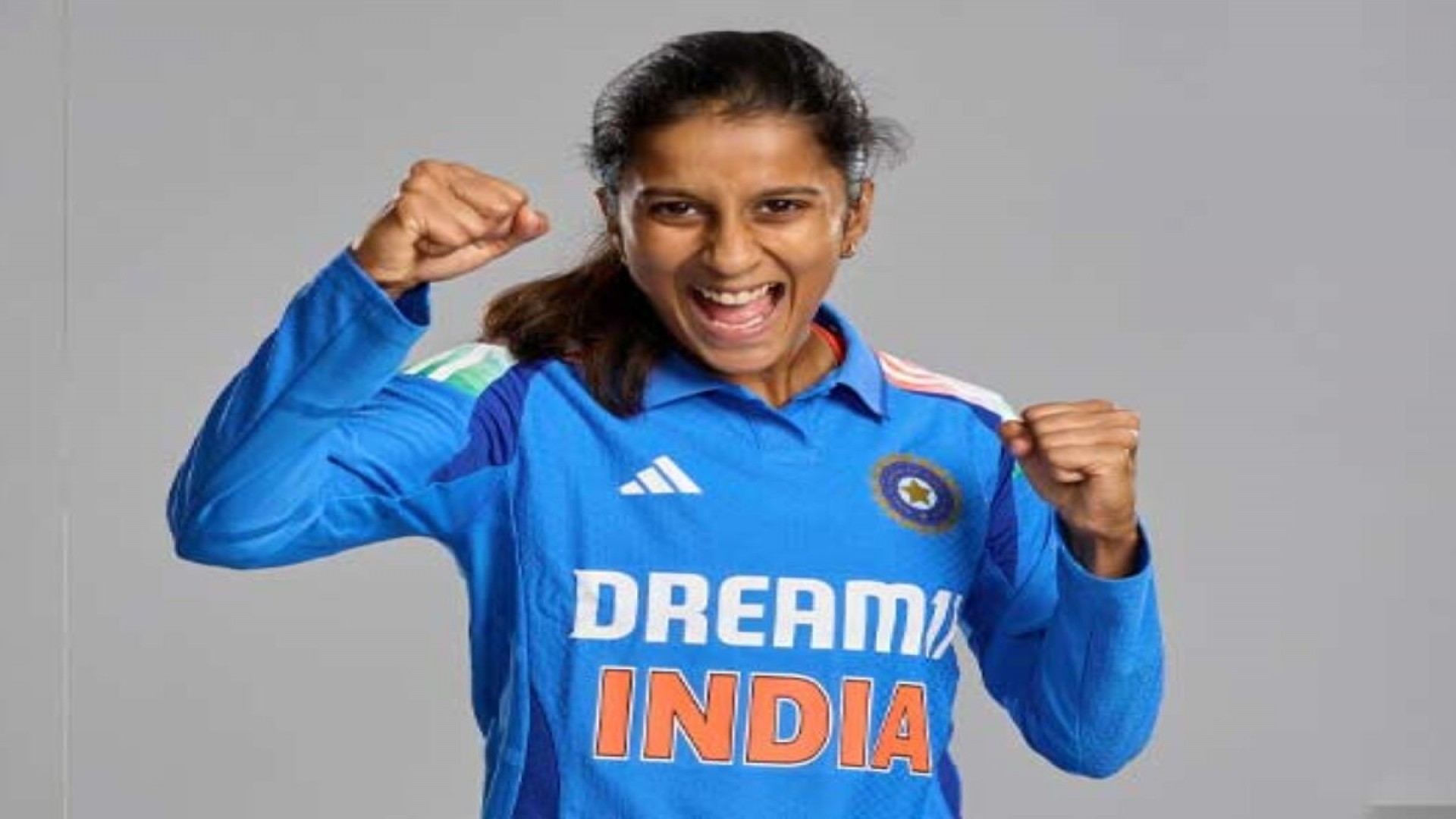 ভারতকে ফাইনালে তুলে অভিনন্দনের জোয়ারে ভাসছেন জেমিমা