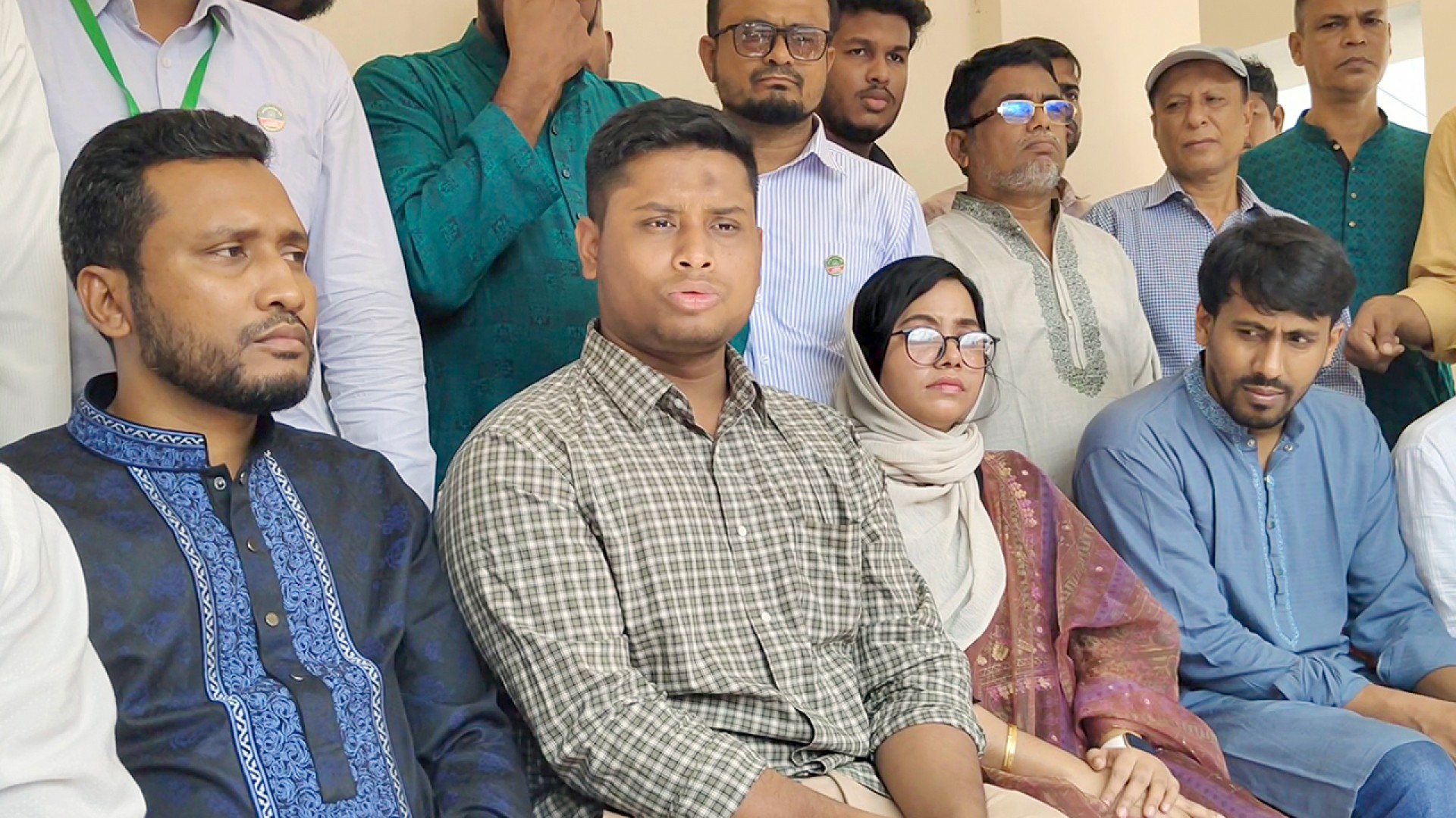 বিএনপি-জামায়াতের সঙ্গে এনসিপির দূরত্বের কথাটি সত্য নয়: হাসনাত আবদুল্লাহ