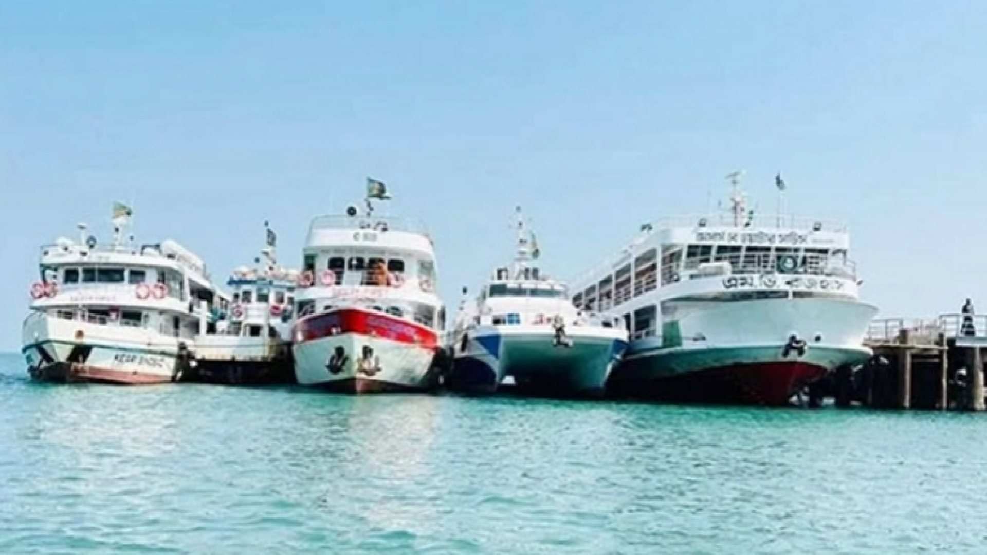 সেন্টমার্টিনে নভেম্বরে চলবে না পর্যটকবাহী কোন জাহাজ