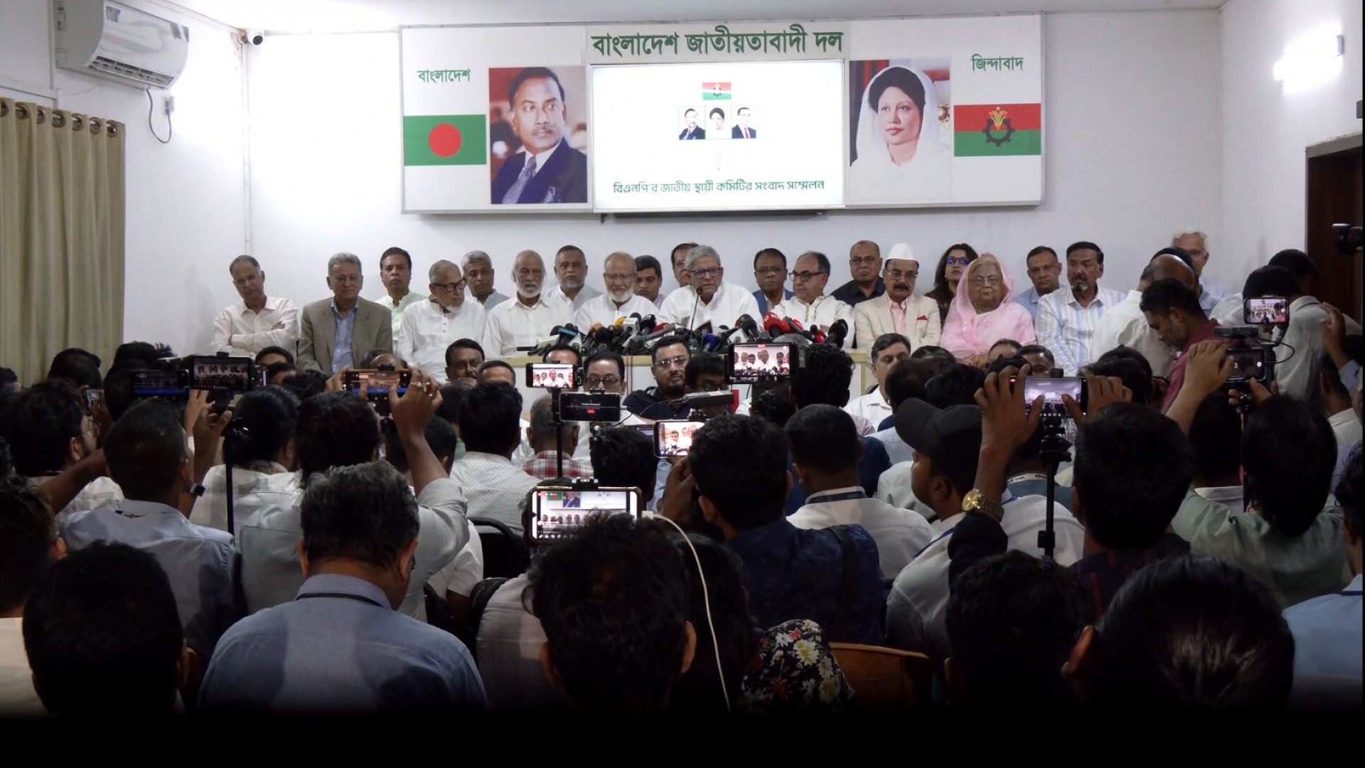 বিএনপির মনোনয়নে নবীন-প্রবীণের সমন্বয়