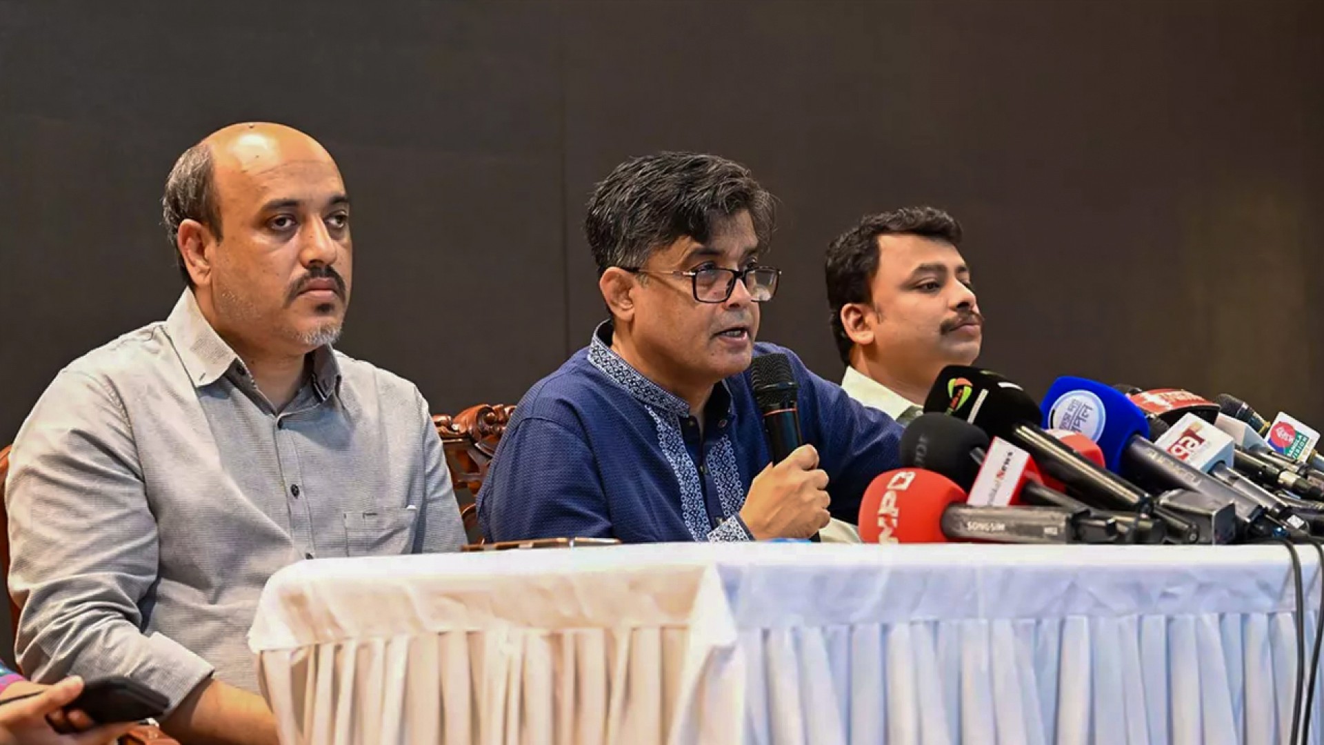 শেখ হাসিনা ঢাকার বড় কসাই, তার কর্মকাণ্ড নজরদারিতে রেখেছে সরকার: প্রেস সচিব