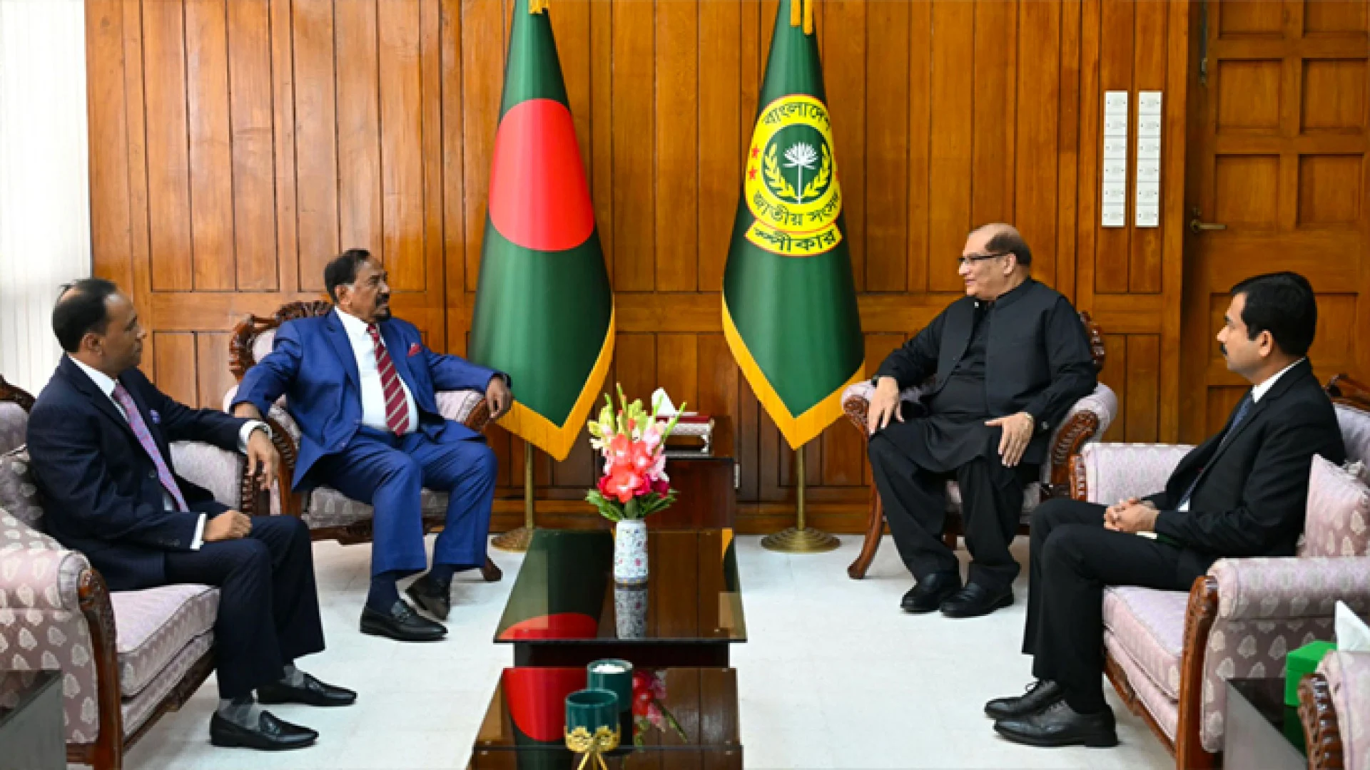 স্পিকারের সঙ্গে পাকিস্তানের হাইকমিশনারের সাক্ষাৎ