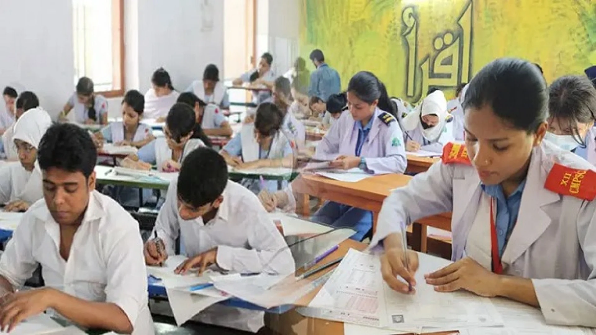 এসএসসি পরীক্ষায় থাকছে ‘নীরব বহিষ্কার’ বা ‘সাইলেন্ট এক্সপেল’