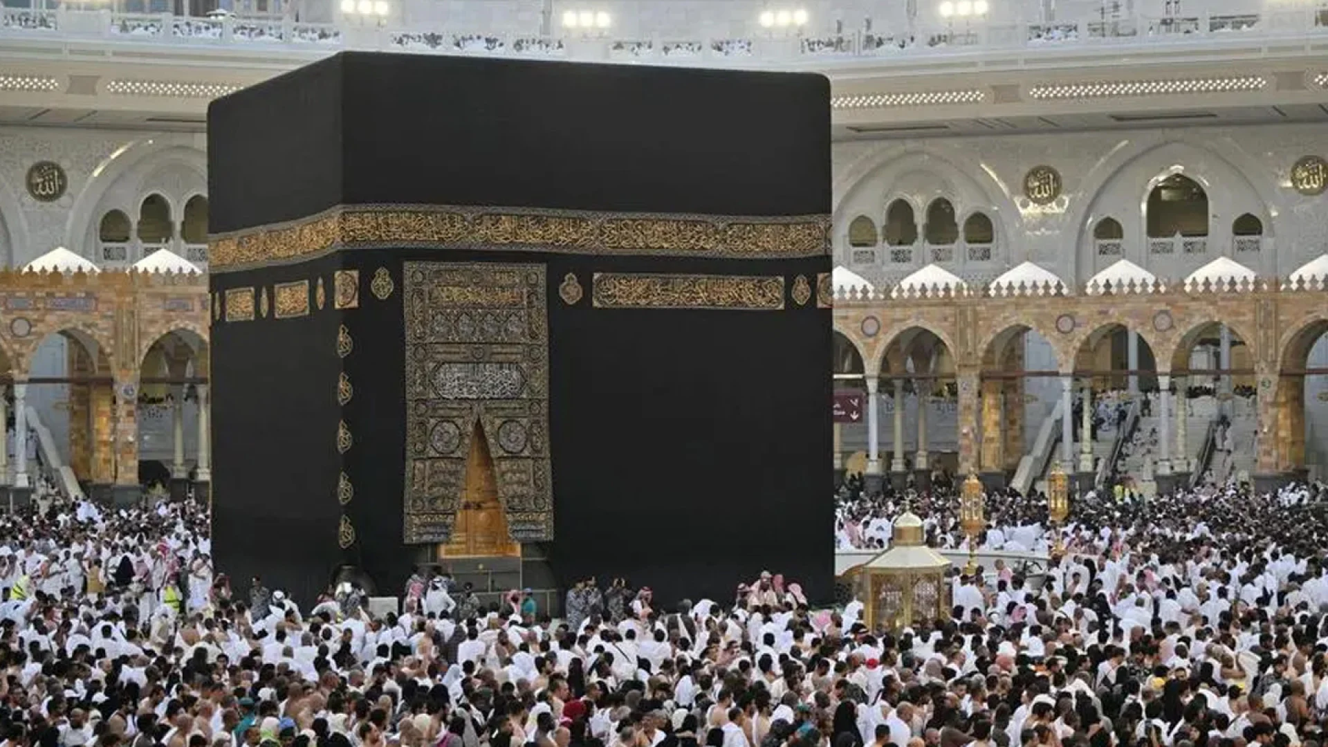 হজ পালনকারীদের বিরুদ্ধে কঠোর অবস্থান সৌদি আরবের