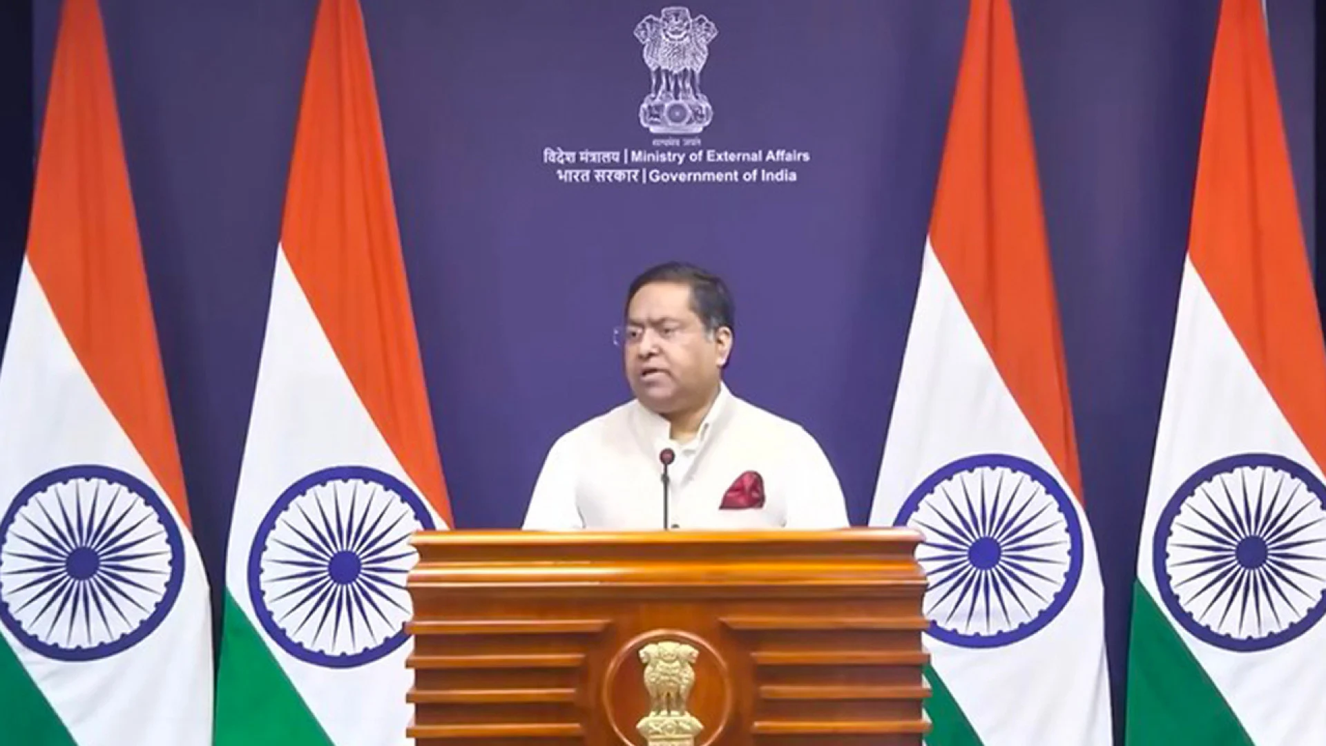 শেখ হাসিনার প্রত্যর্পণ অনুরোধ পরীক্ষা করছে ভারত