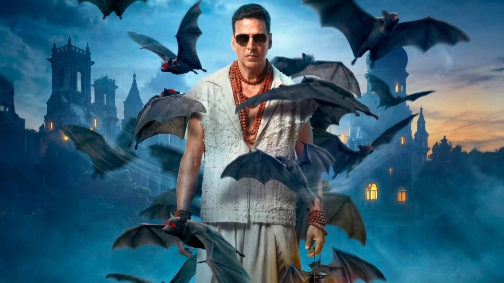 প্রথম দিনেই সাড়া ফেলেছে অক্ষয় কুমারের ‘ভূত বাংলা’