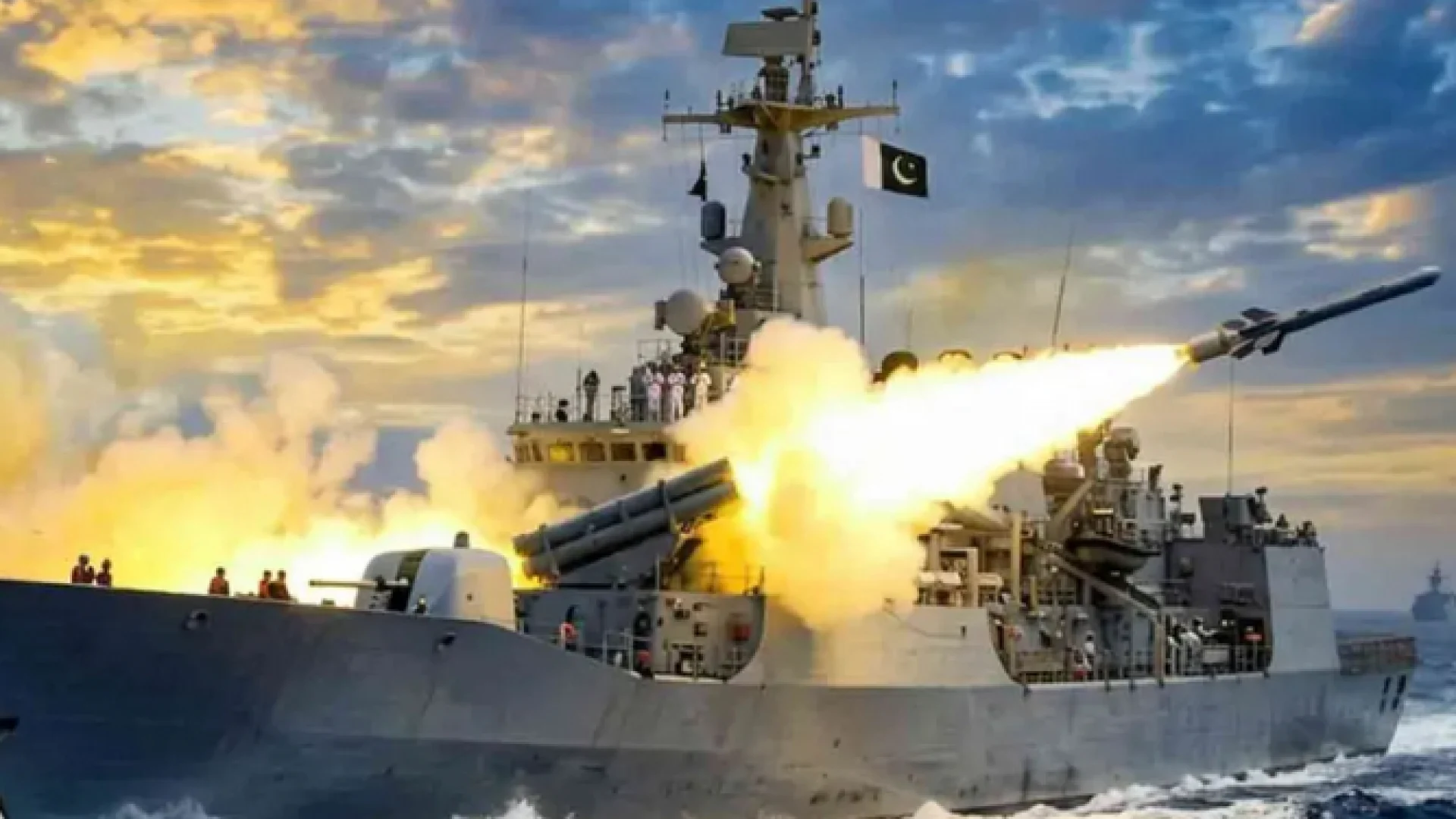 দেশে তৈরি ক্রুজ ক্ষেপণাস্ত্রের পরীক্ষা চালালো পাকিস্তান