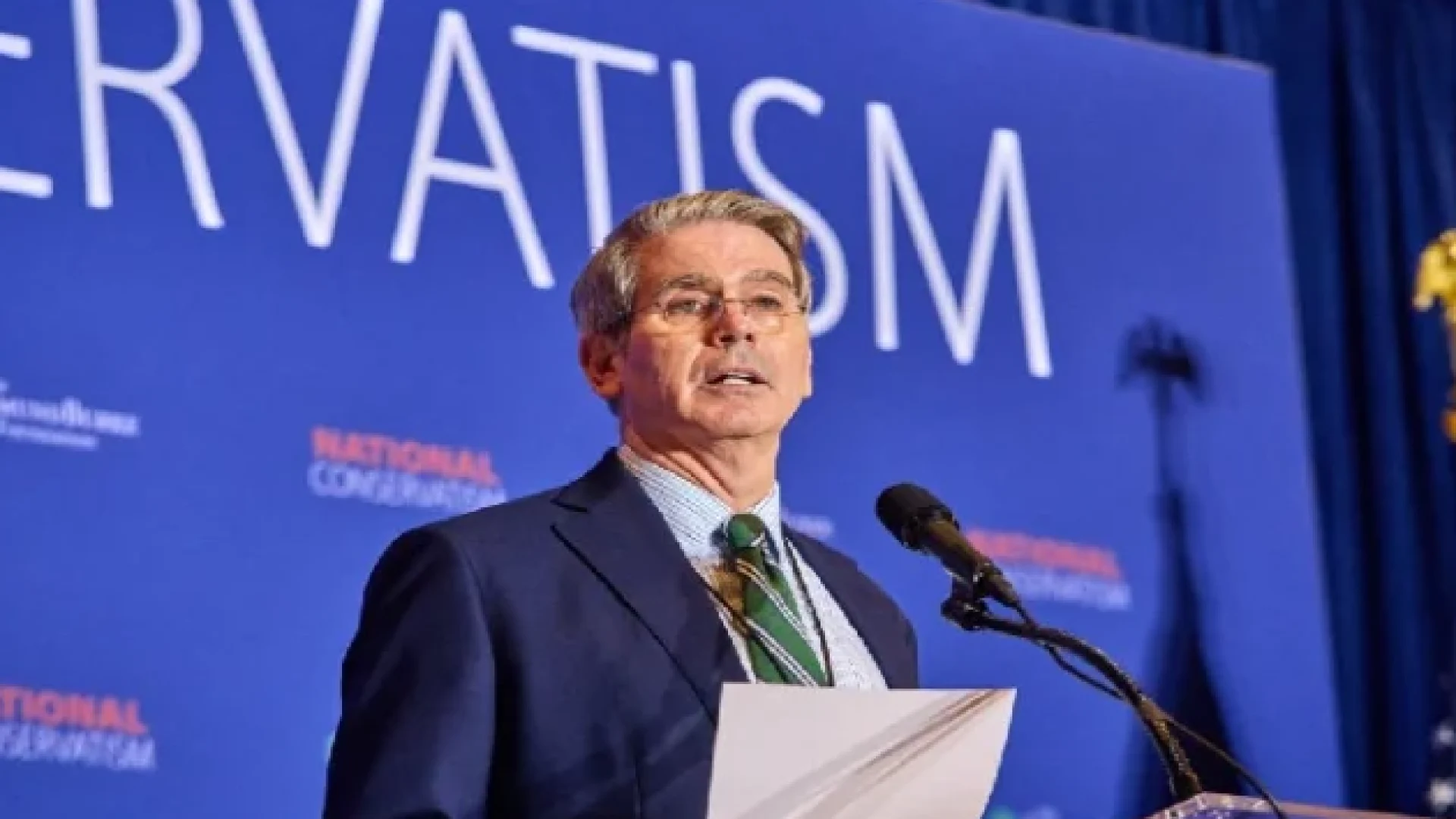 ইরানের তেল বাণিজ্য অচলের হুমকি :  ট্রেজারিমন্ত্রী স্কট বেসেন্ট