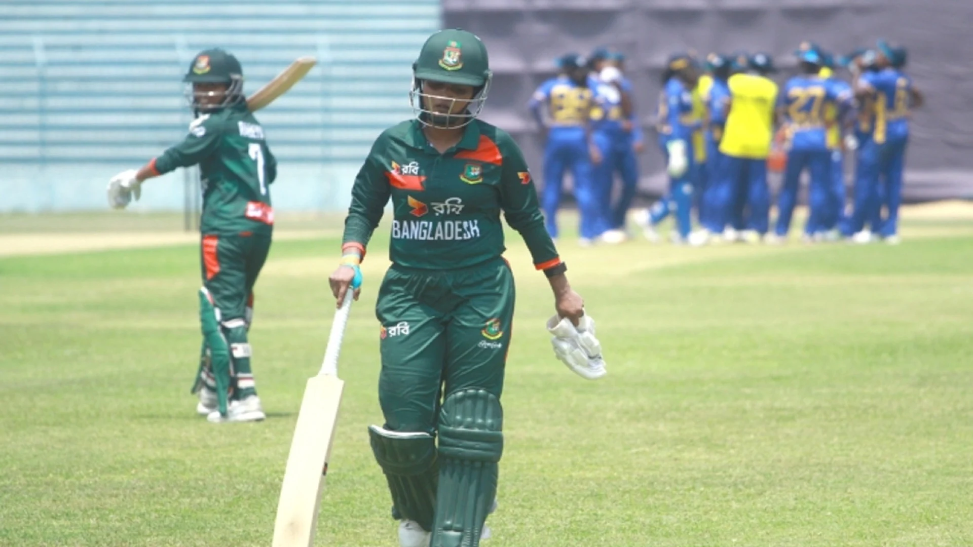 ব্যাটিং ব্যর্থতায় শ্রীলঙ্কার কাছে হারলো বাংলাদেশের মেয়েরা