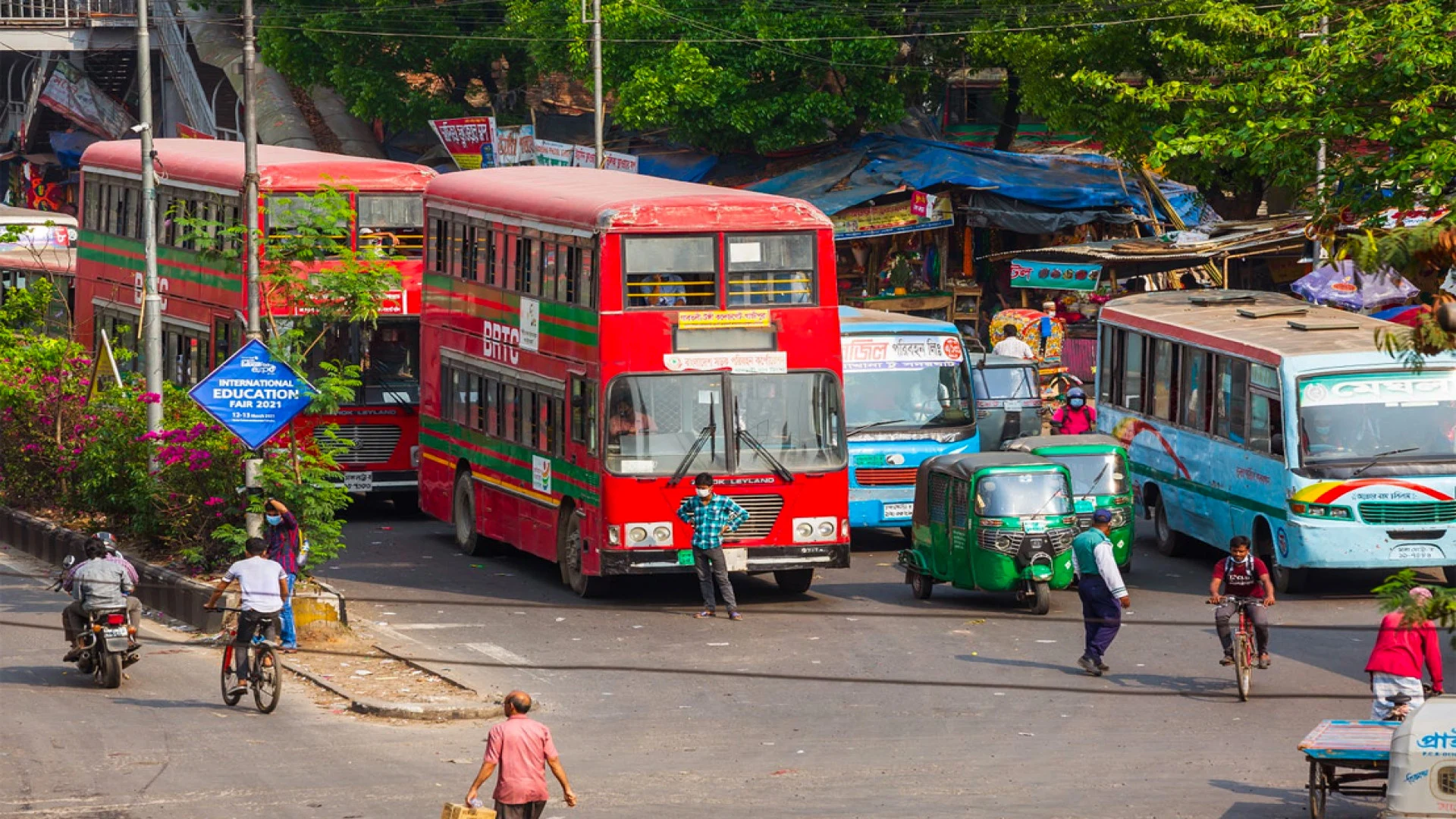 প্রতি কিলোমিটারে বাস ভাড়া বাড়লো ১১ পয়সা