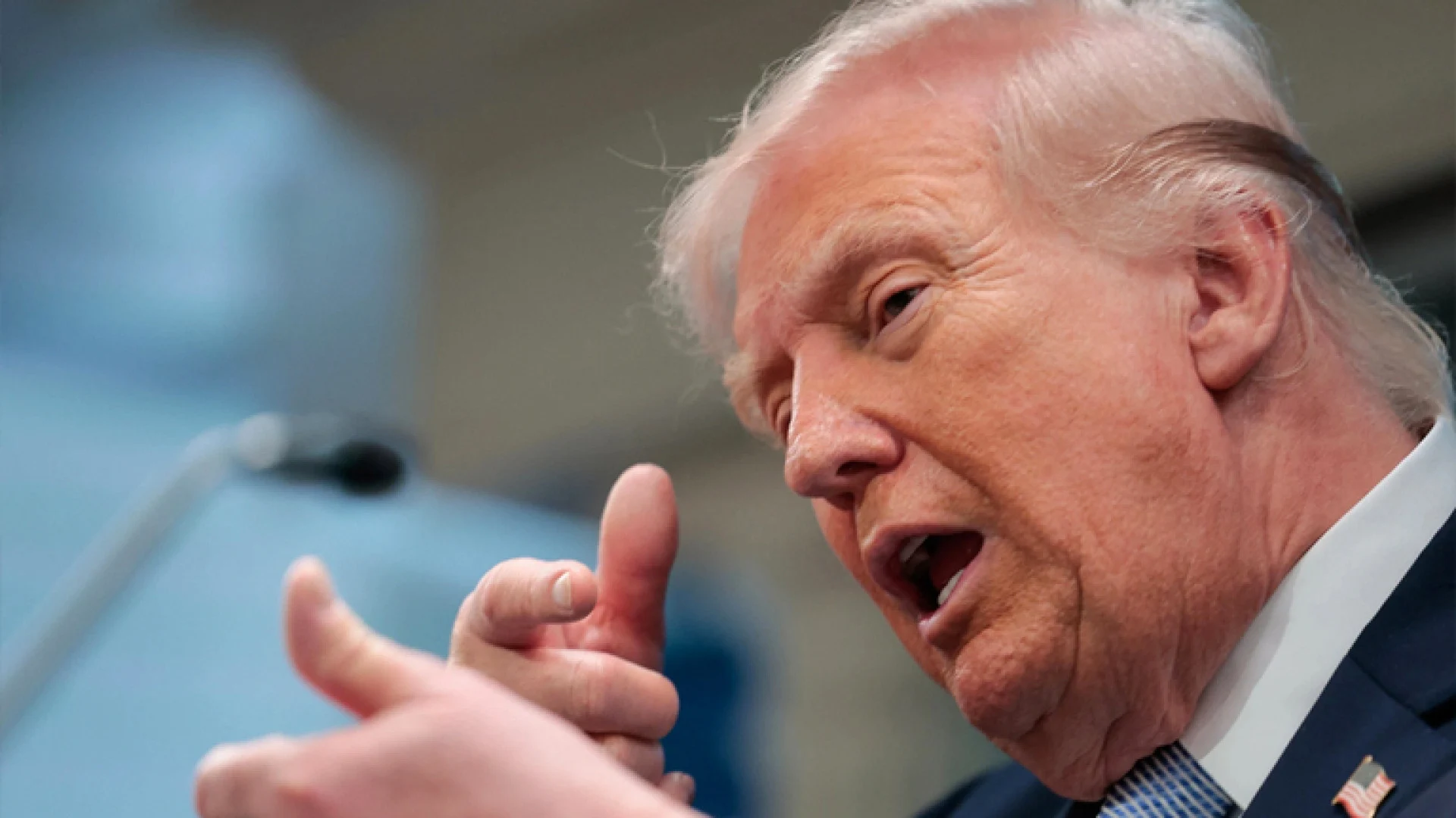 হরমুজে মাইন বসাতে দেখলেই গুলির নির্দেশ ট্রাম্পের