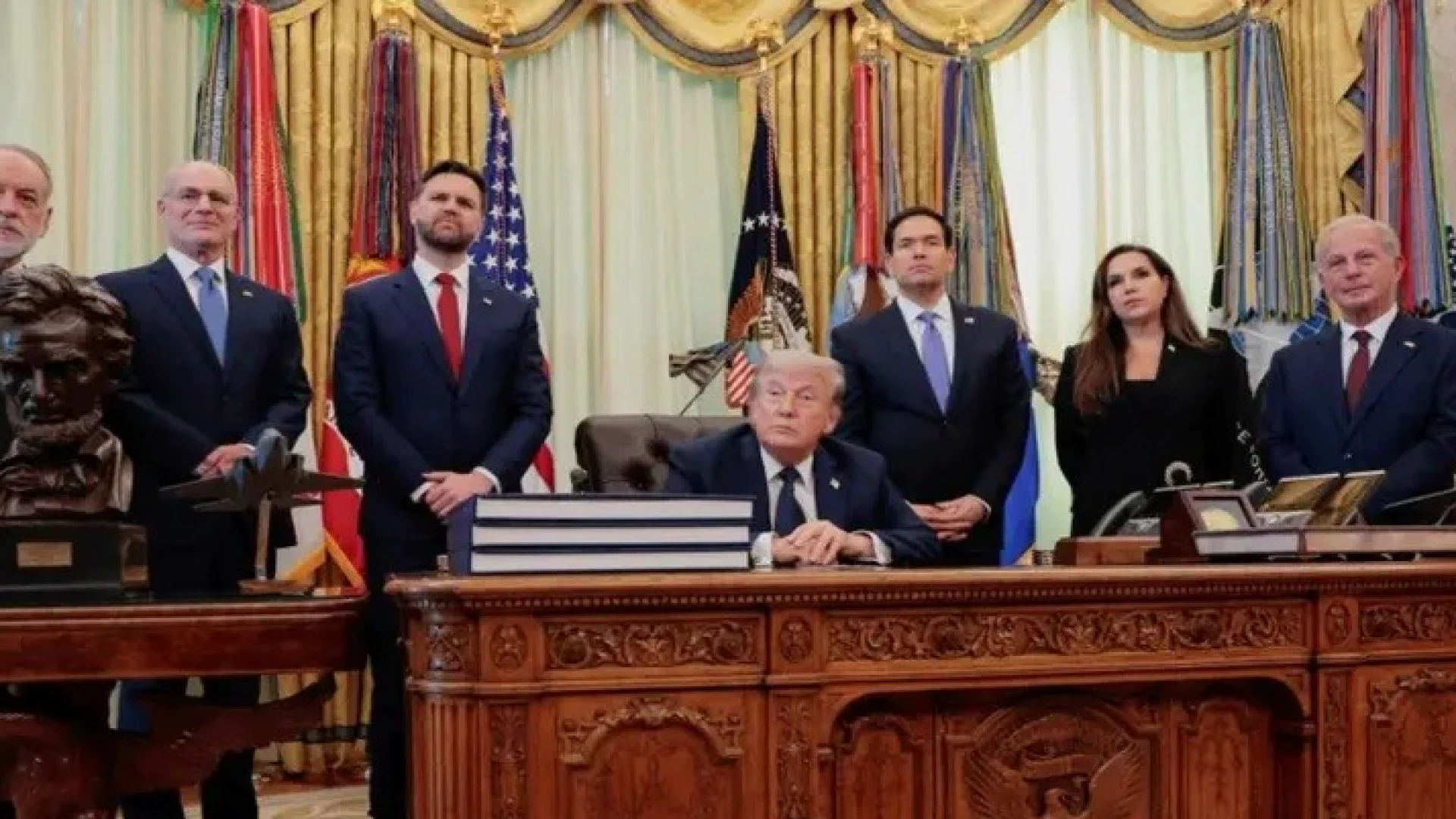  আরও ৩ সপ্তাহ বাড়লো ইসরায়েল-লেবাননের যুদ্ধবিরতি : ট্রাম্প