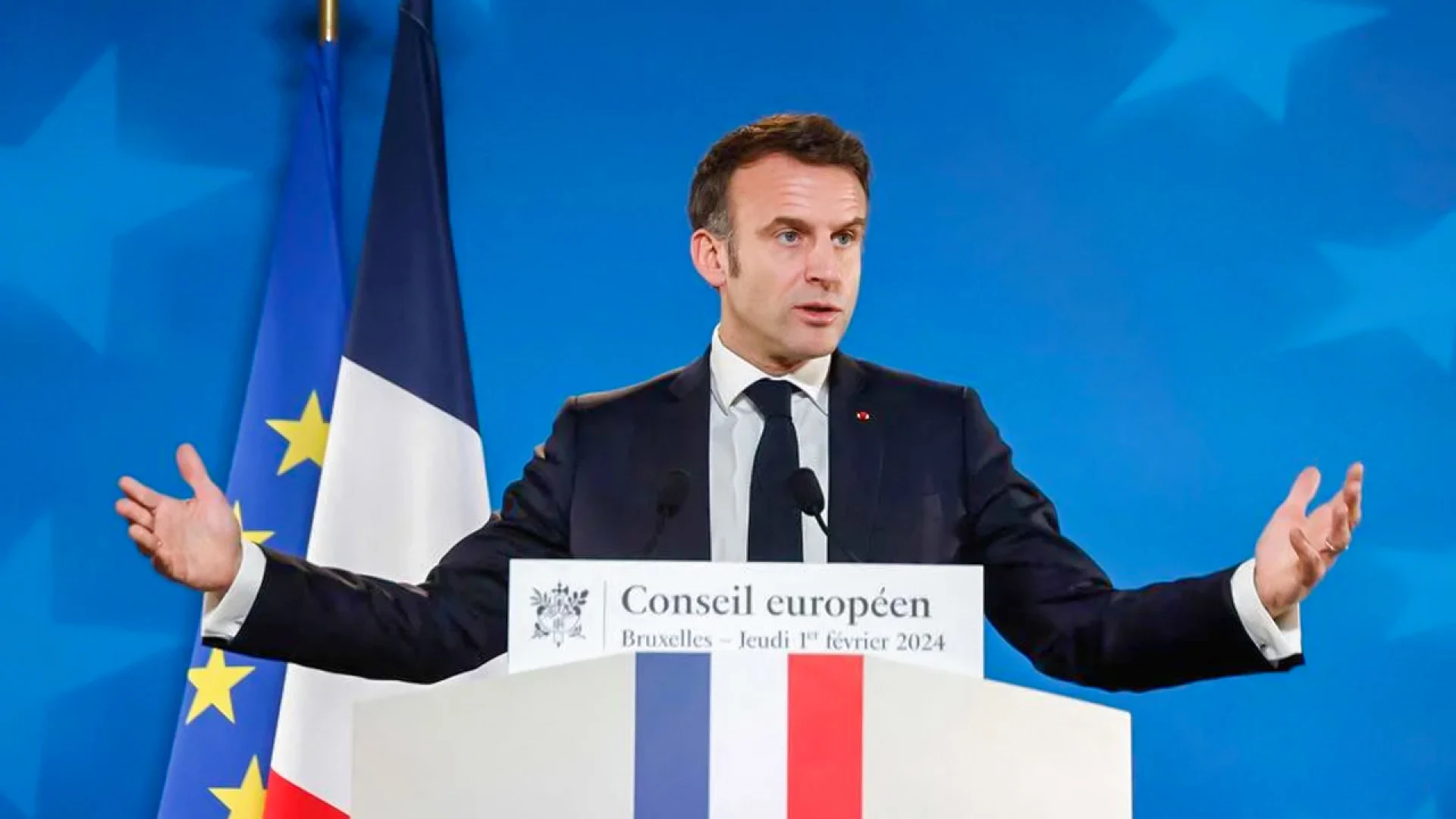 সবার স্বার্থে মধ্যপ্রাচ্যে দ্রুত স্থিতিশীলতা জরুরি: ফরাসি প্রেসিডেন্ট