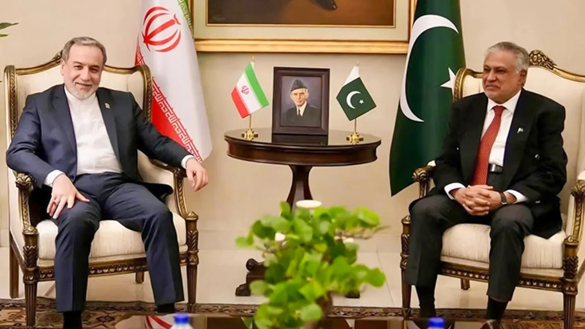 ইসলামাবাদে আরাগচি, পাক পররাষ্ট্রমন্ত্রীর সঙ্গে বৈঠক