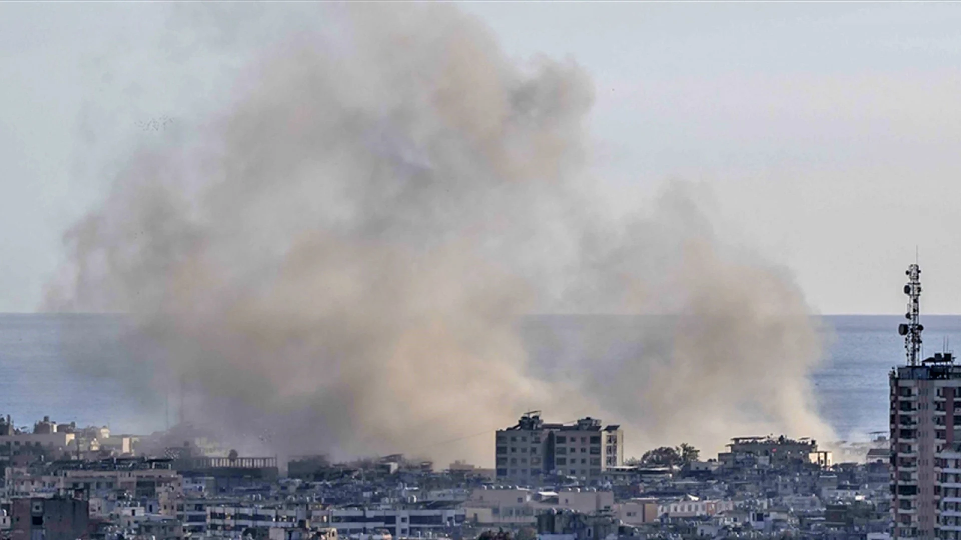 ইসরাইলি বিমান হামলায় লেবাননে নিহত ৬