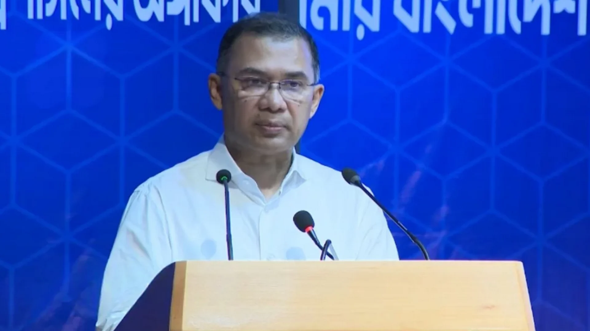 মেধানির্ভর জনপ্রশাসন গড়ে তুলতে সরকার বদ্ধপরিকর: প্রধানমন্ত্রী