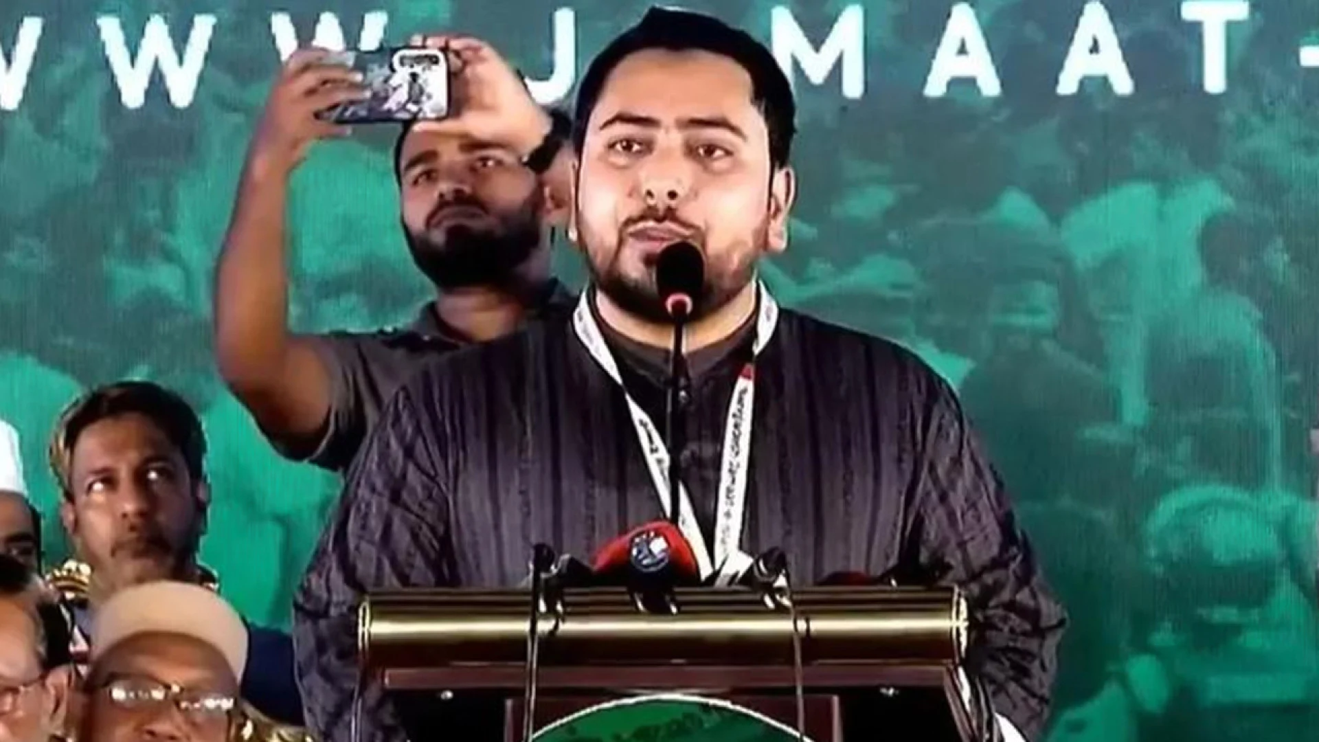 কৃষক কার্ড ও ফ্যামিলি কার্ড দিয়ে বিএনপির তেল ফুরিয়ে গেছে: নাহিদ ইসলাম