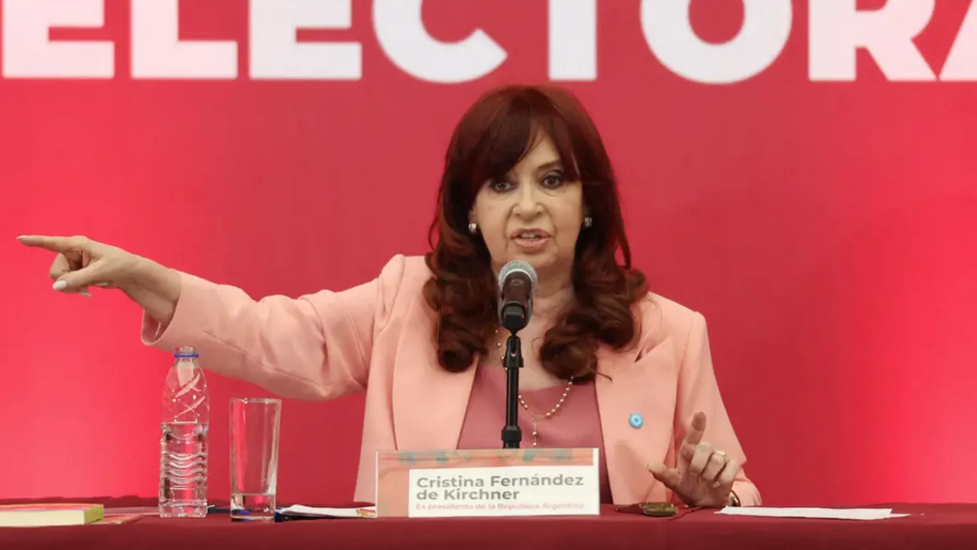 আর্জেন্টিনার সাবেক প্রেসিডেন্টের সম্পদ বাজেয়াপ্তের নির্দেশ আদালতের