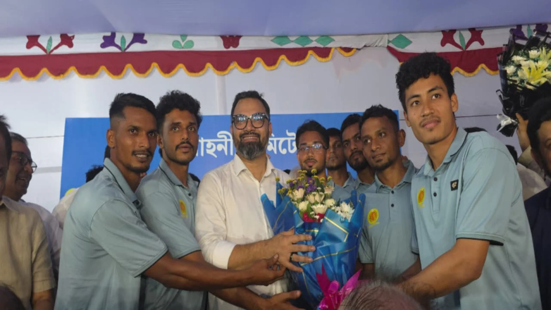 আবাহনী ক্লাবকে রাজনীতিমুক্ত রাখার আহ্বান ক্রীড়া প্রতিমন্ত্রীর