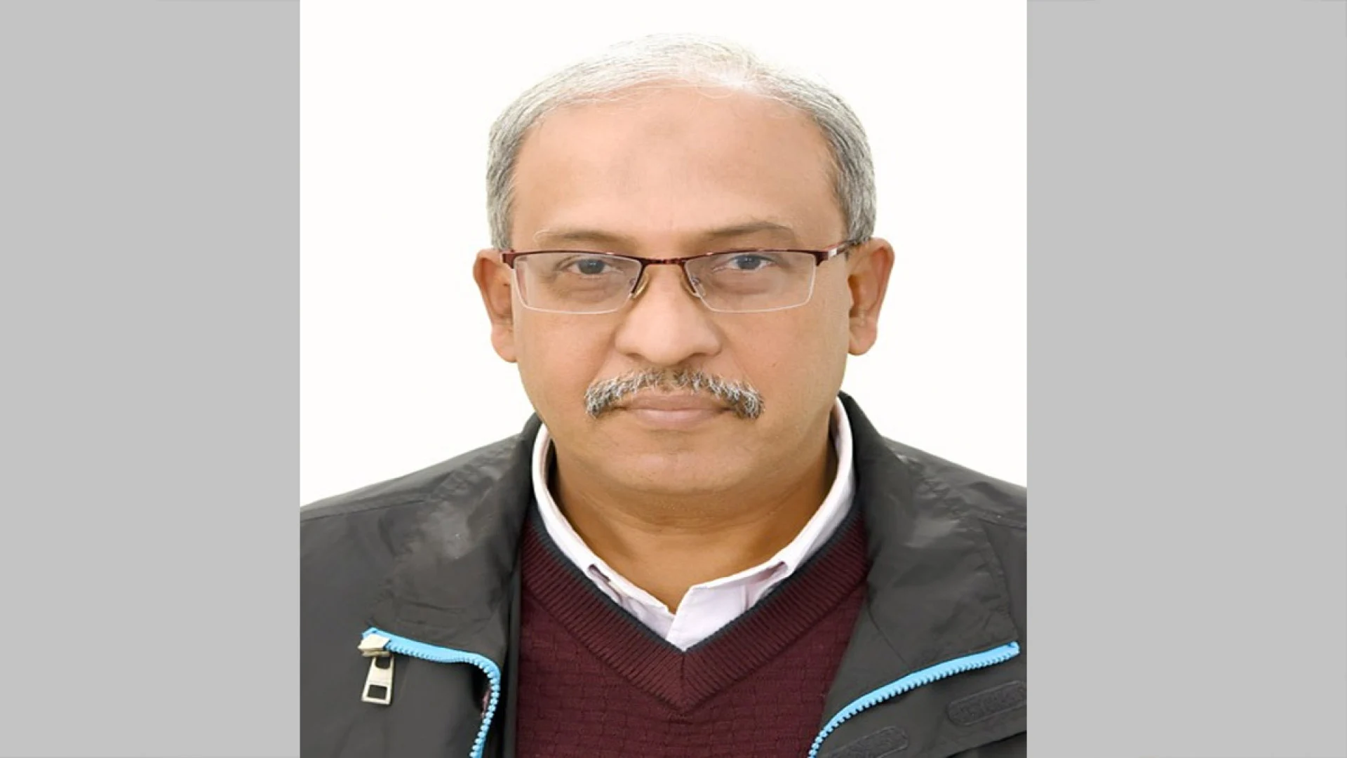 প্রধান তথ্য অফিসার হলেন সৈয়দ আবদাল আহমদ