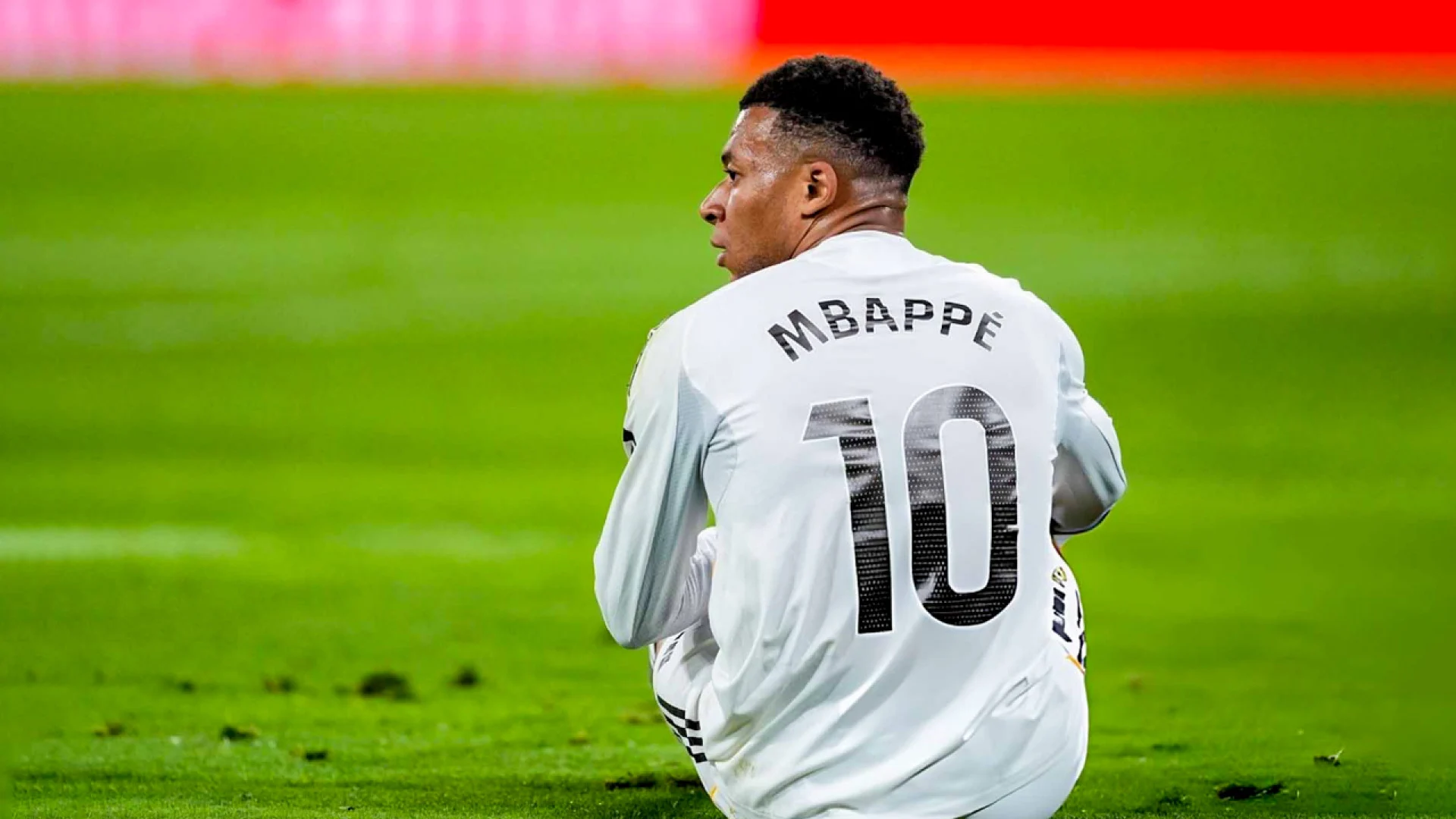 এল ক্লাসিকোতে এমবাপ্পের খেলা নিয়ে শঙ্কা