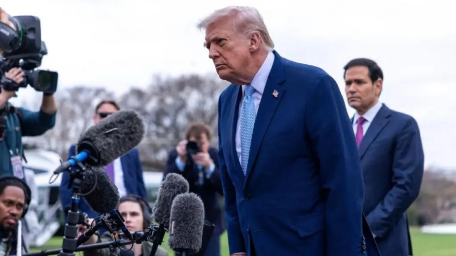 যুদ্ধ বন্ধে ইরানের তিন ধাপের নতুন প্রস্তাবে সন্তুষ্ট নন ট্রাম্প