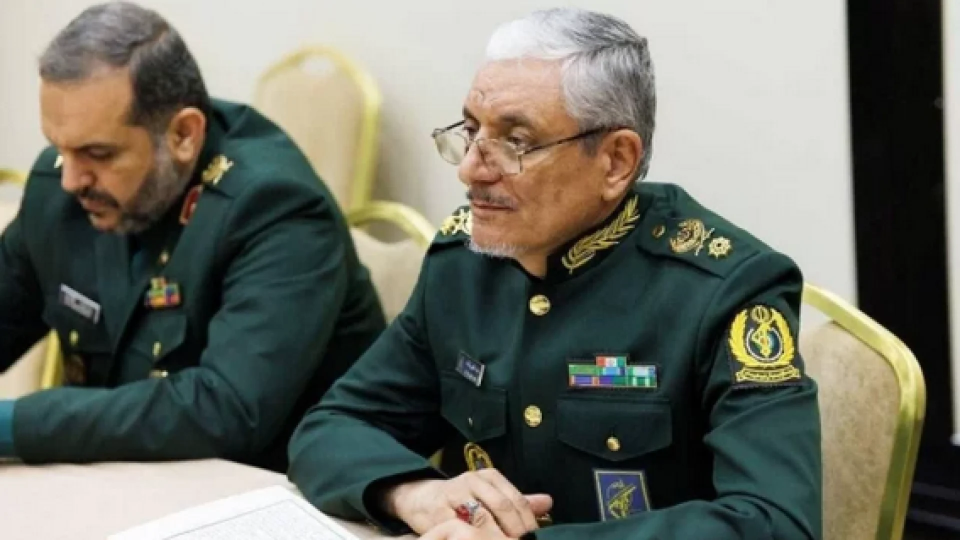 যুক্তরাষ্ট্র আর অন্য দেশের ওপর ‘হুকুম’ দেওয়ার অবস্থায় নেই