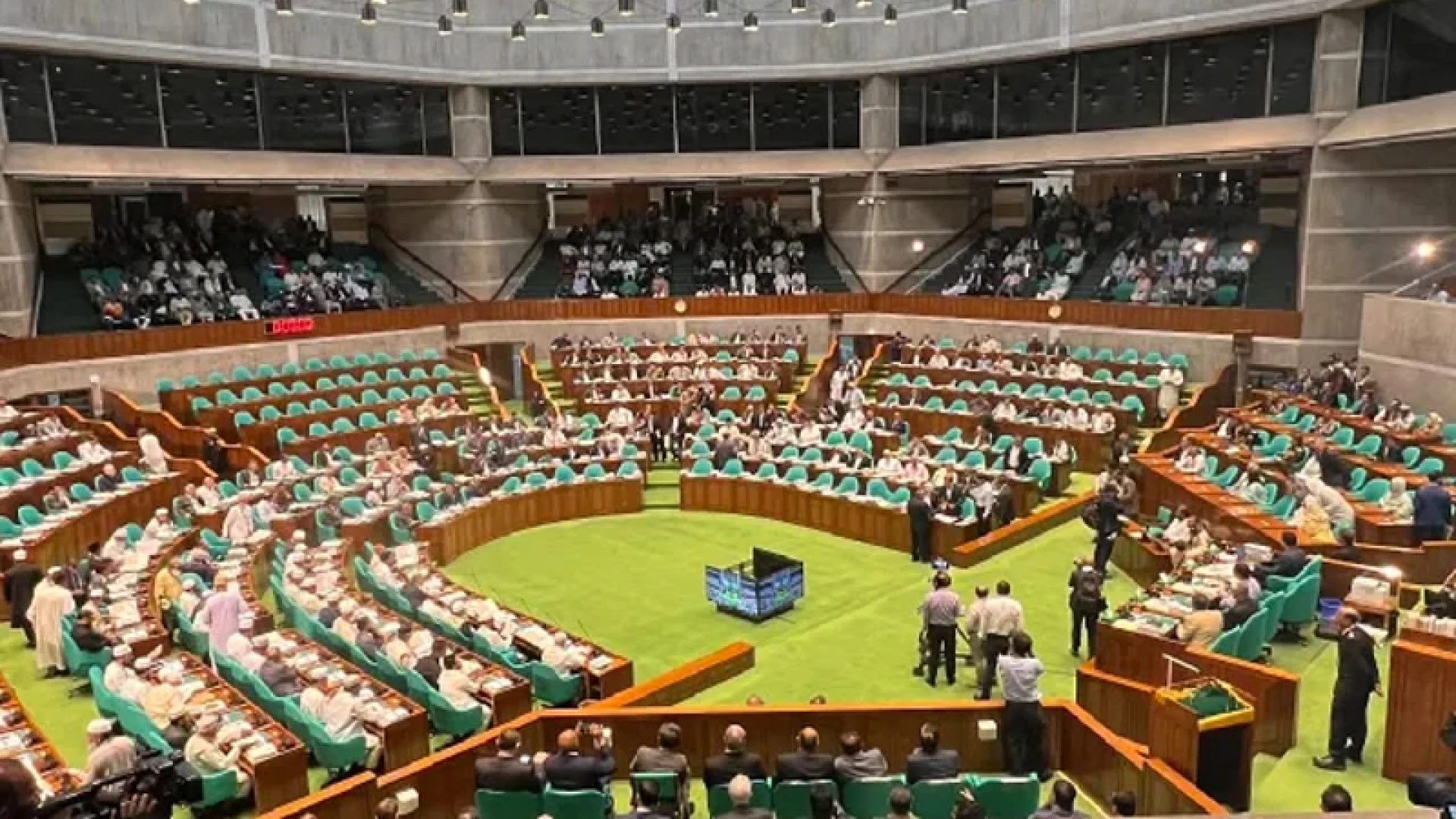 সংসদে দুই বিল পাস, বিরোধী দলের আপত্তি নাকচ