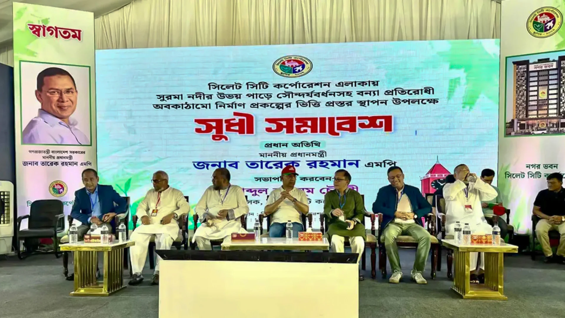 বৃষ্টির মধ্যেই সিলেটে ব্যস্ত সূচি, জলাবদ্ধতা নিরসন প্রকল্প উদ্বোধন প্রধানমন্ত্রীর
