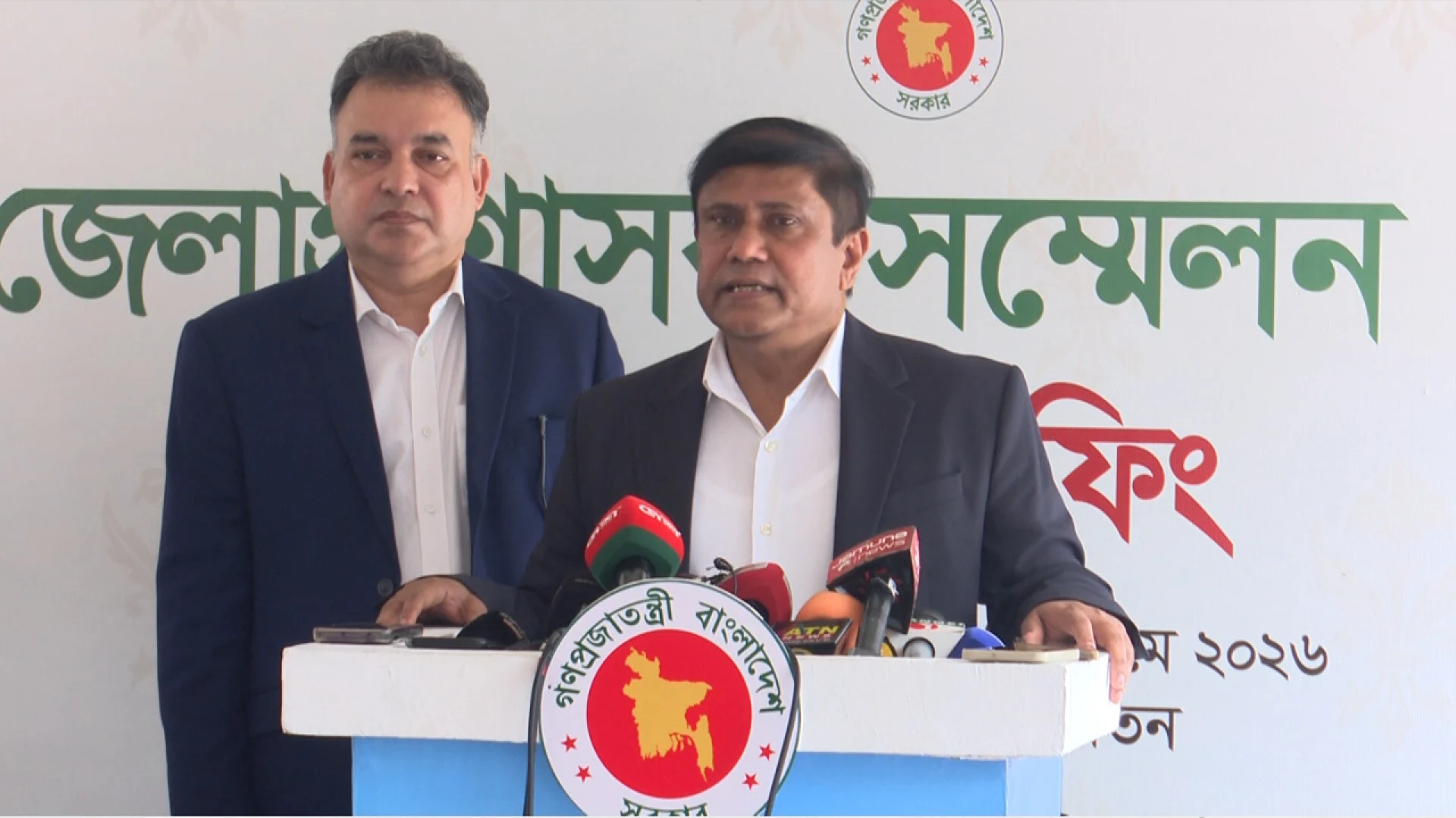 দেশের স্বার্থে সামরিক বাহিনী সিভিল প্রশাসনের সঙ্গে কাজ করবে