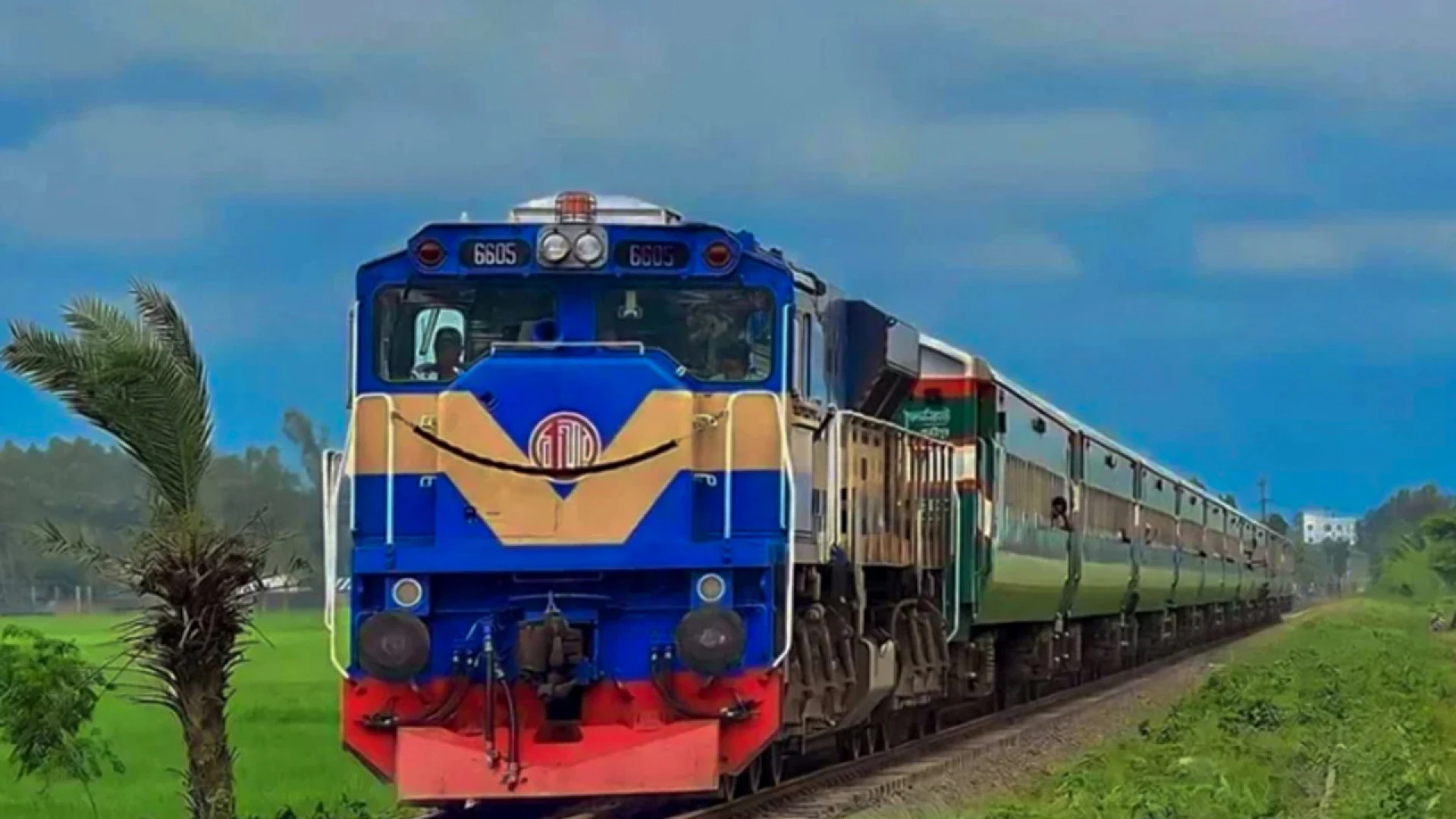 ঈদে প্রতিটি ট্রেনে নারীদের জন্য নির্দিষ্ট কামরা রাখার নির্দেশ