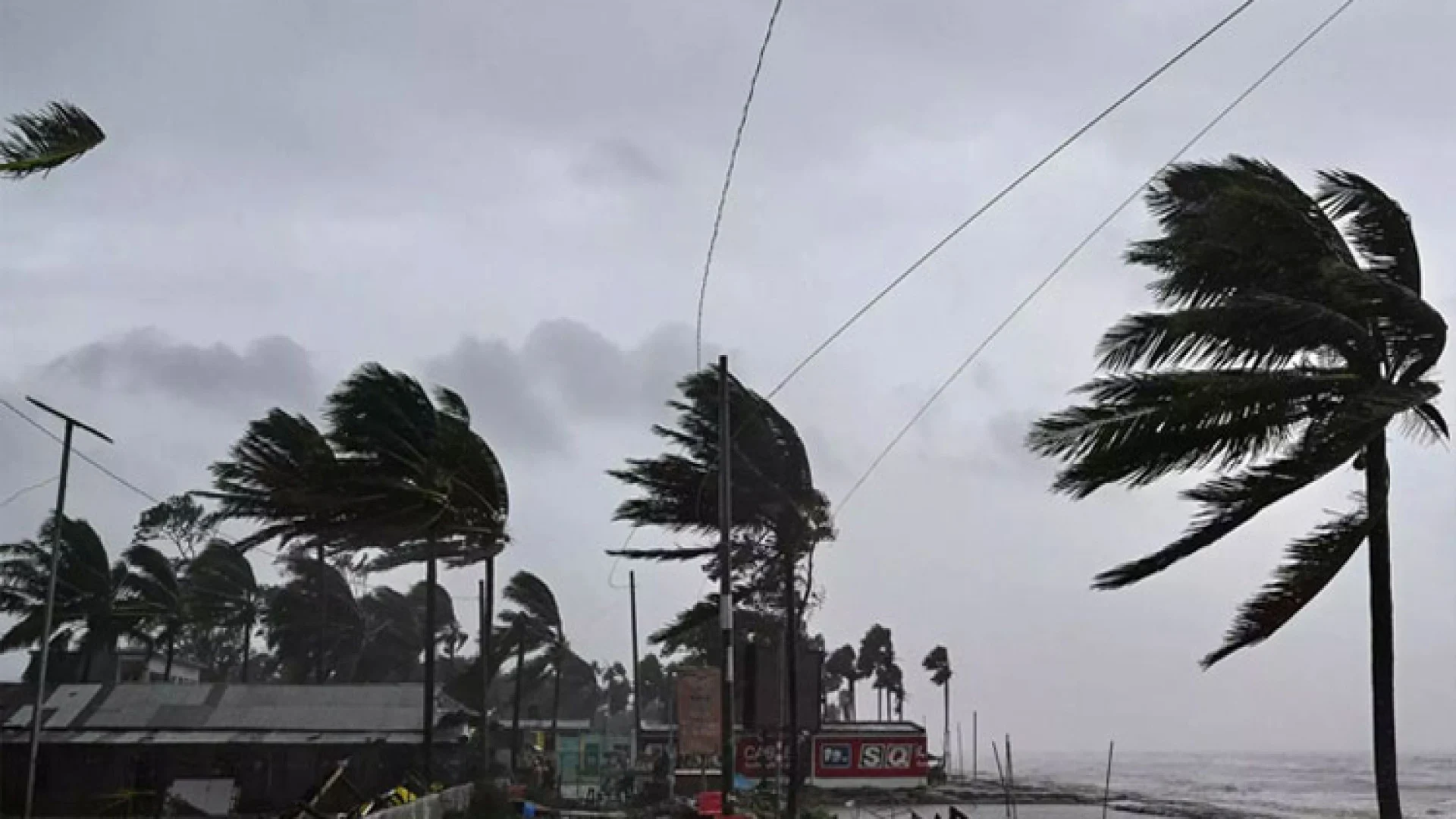 দেশের ৮ অঞ্চলে বজ্রবৃষ্টিসহ ঝড়ো হাওয়ার আভাস