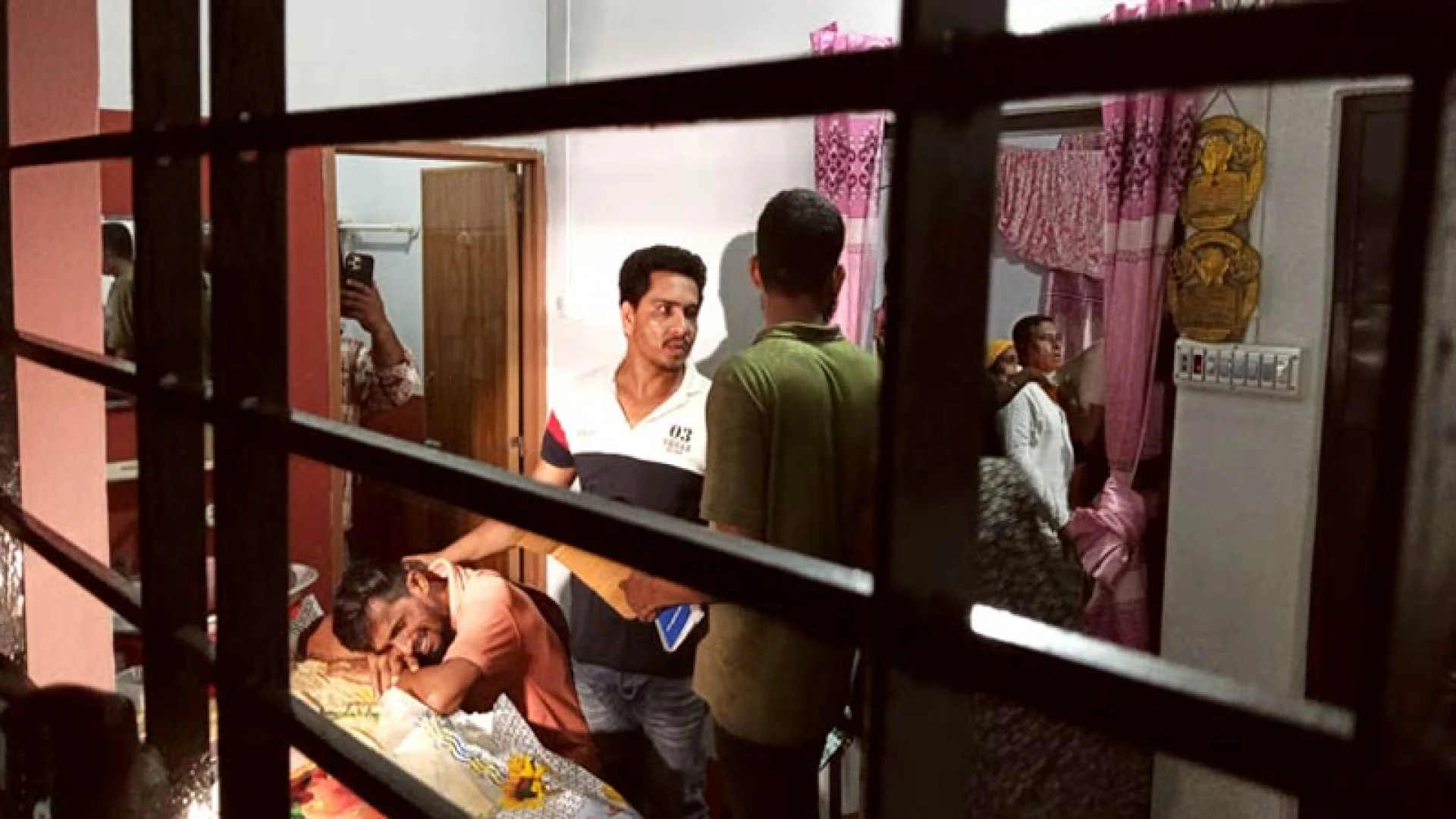 ভাড়া বাসা থেকে নানি-নাতির মরদেহ উদ্ধার