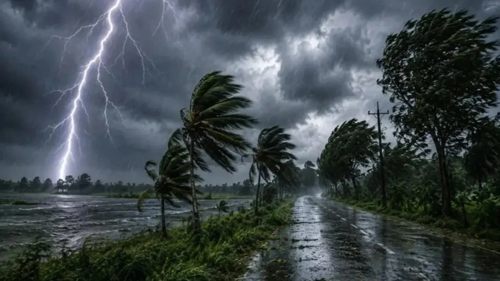 রাজধানীসহ বিভিন্ন অঞ্চলে বৃষ্টি-বজ্রবৃষ্টির আভাস, নদীবন্দরে সতর্ক সংকেত