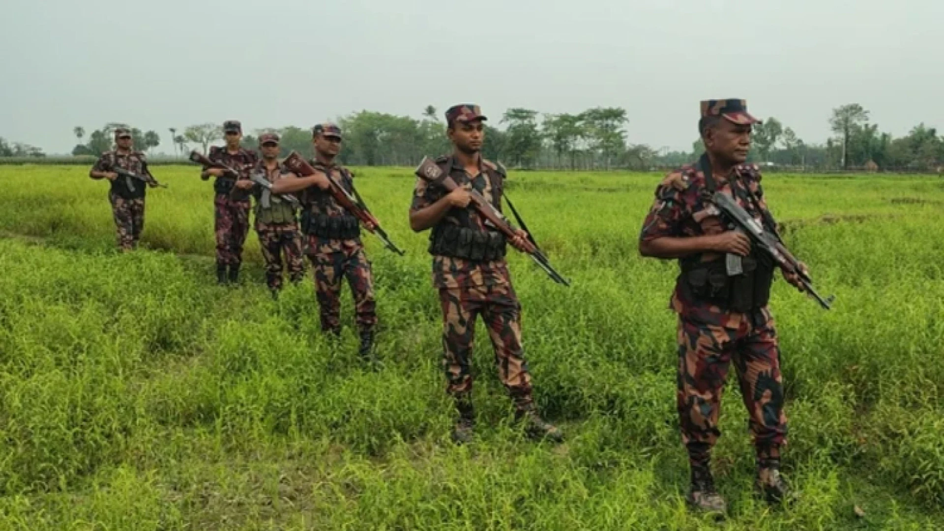 লালমনিরহাট সীমান্তে ৩৩ জনকে পুশইনের চেষ্টা, প্রতিরোধ করল বিজিবি