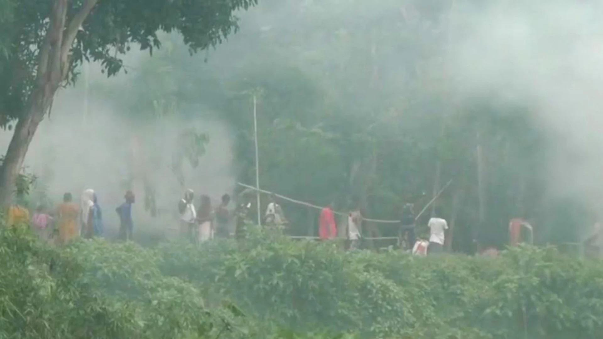 টাঙ্গাইলের গোপালপুরে ১৪৪ ধারা উপেক্ষা করে হামলা-অগ্নিসংযোগ
