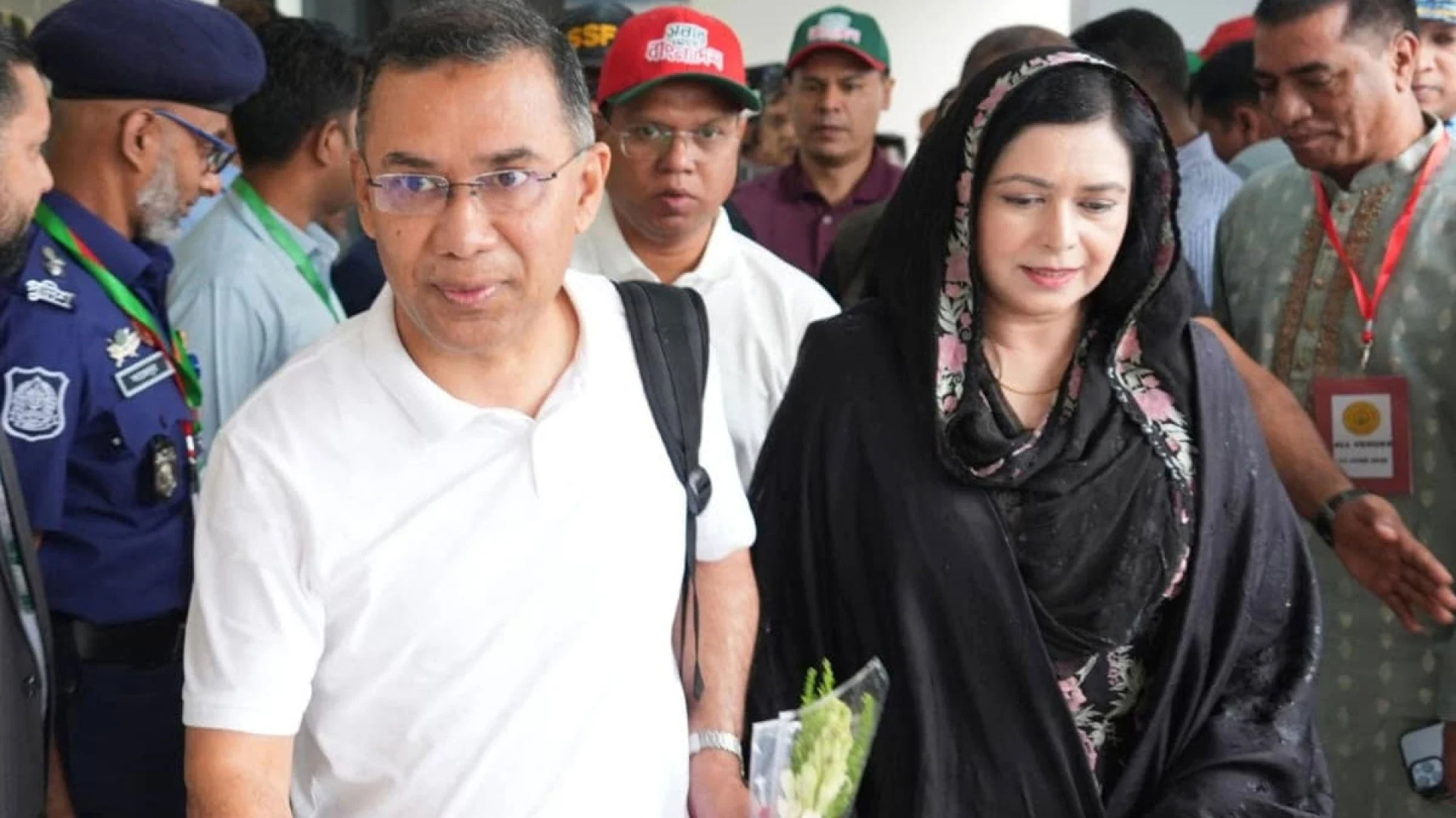  কক্সবাজারে পৌঁছেছেন প্রধানমন্ত্রী তারেক রহমান