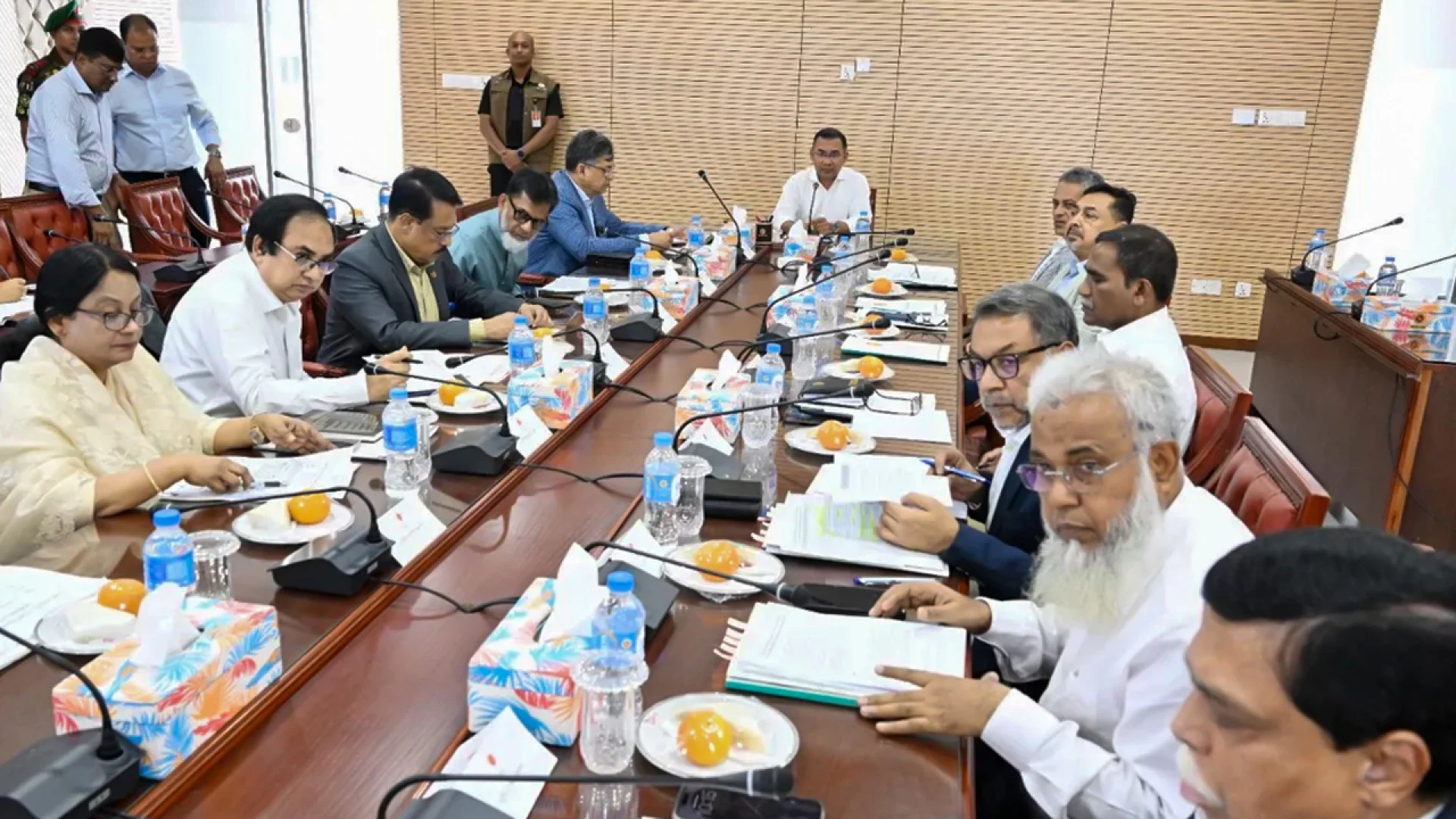 যানজট কমাতে ঢাকার ৪ বাস টার্মিনাল দ্রুত সরানোর নির্দেশ প্রধানমন্ত্রীর