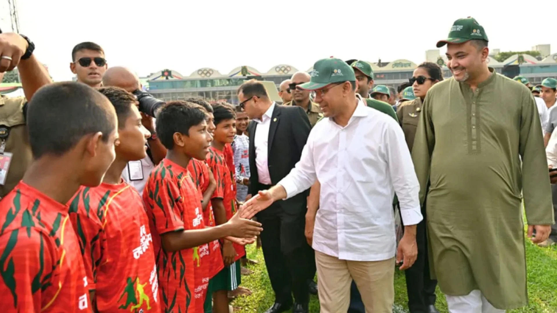 খেলাধুলার পাশাপাশি লেখাপড়াতেও এগিয়ে যেতে হবে : প্রধানমন্ত্রী