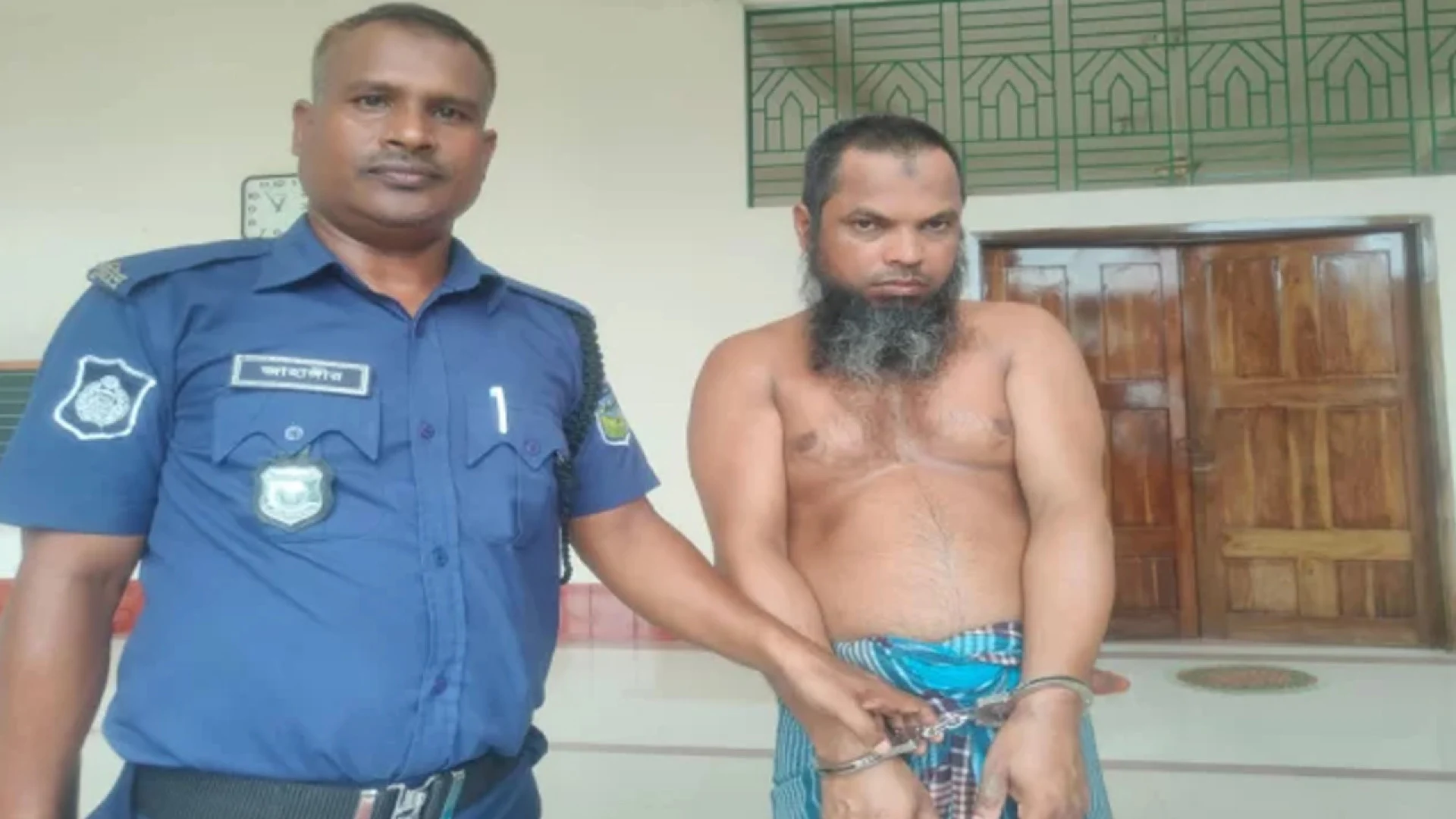 ময়মনসিংহের ত্রিশালে মসজিদের ভেতরে শিশু ধর্ষণ : ইমাম গ্রেপ্তার