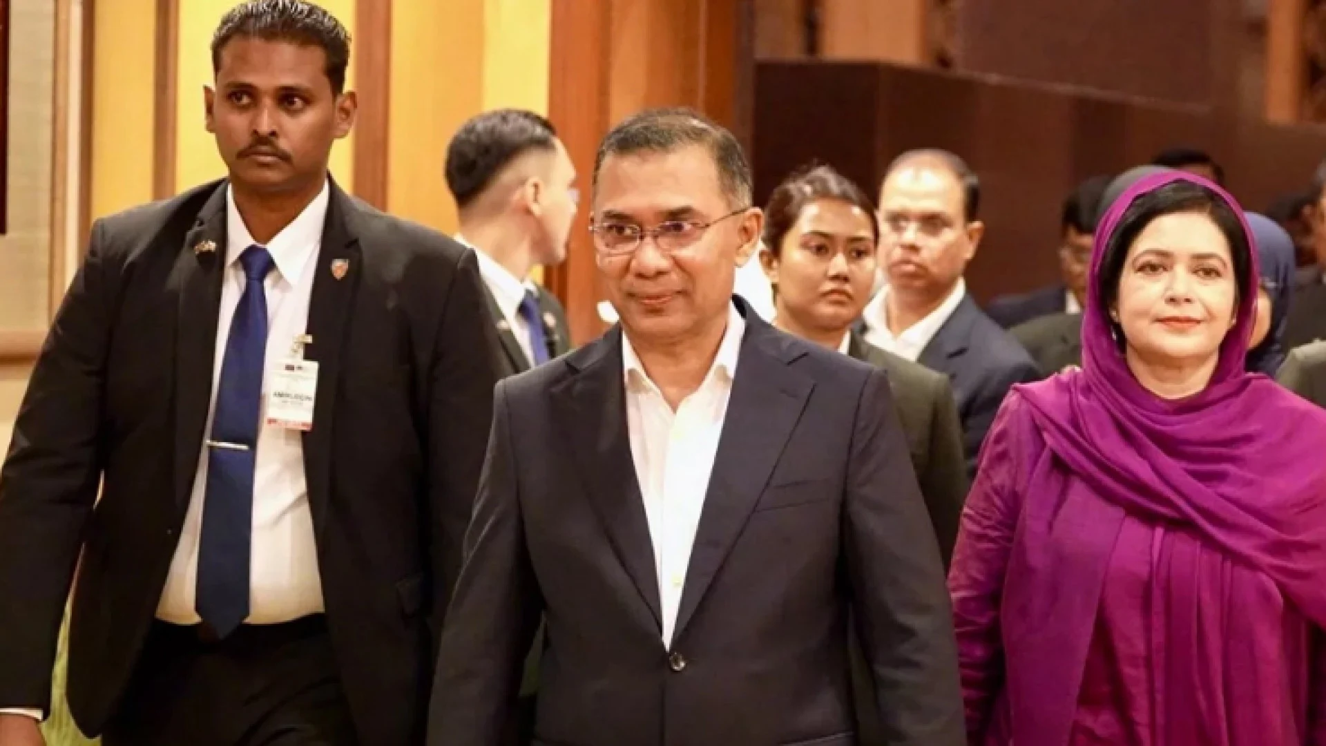 মালয়েশিয়া সফর শেষে চীনের পথে প্রধানমন্ত্রী 