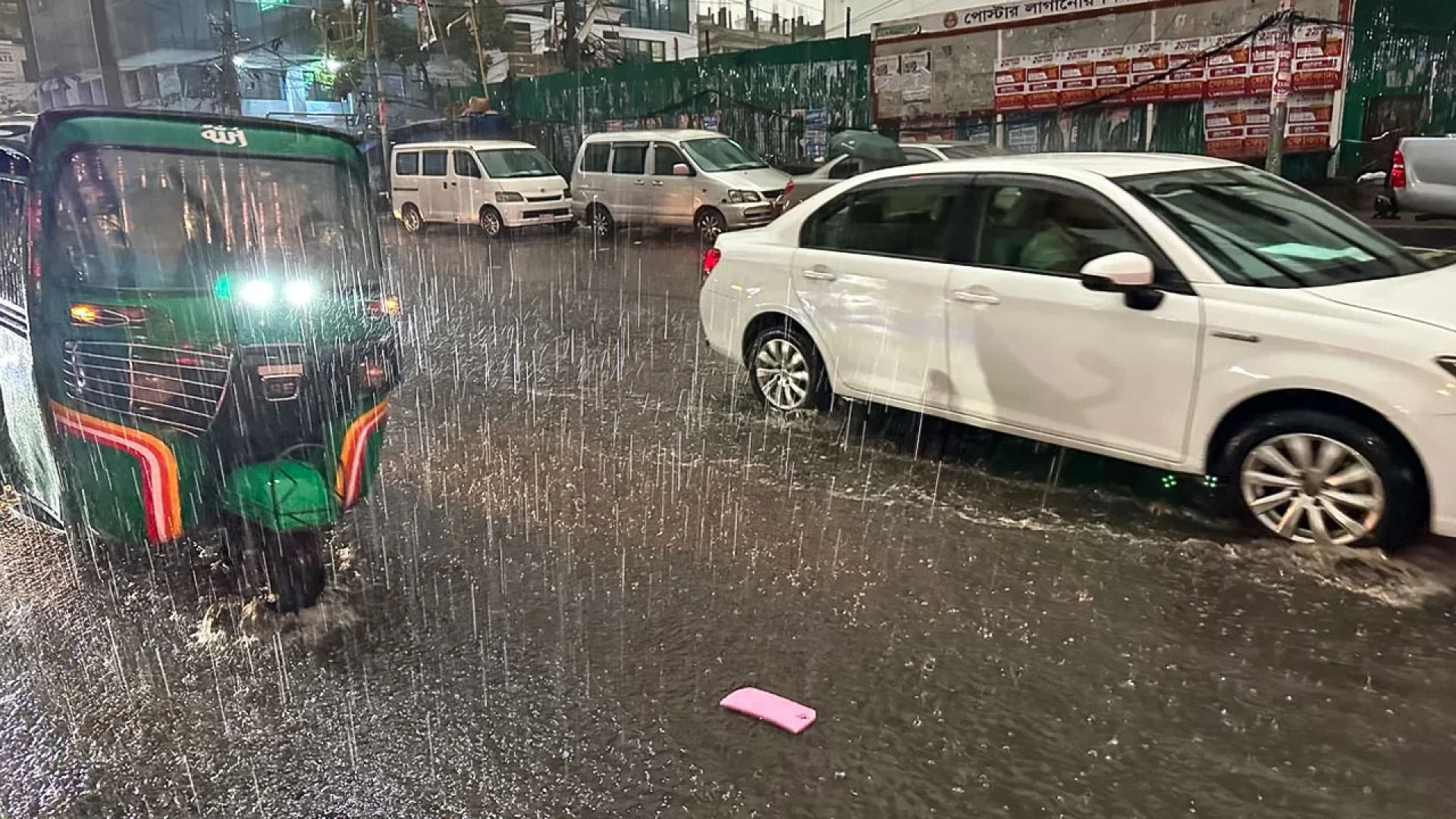 তাপপ্রবাহের মধ্যেও আজ ৮ বিভাগে বৃষ্টির সম্ভাবনা, কমতে পারে গরম