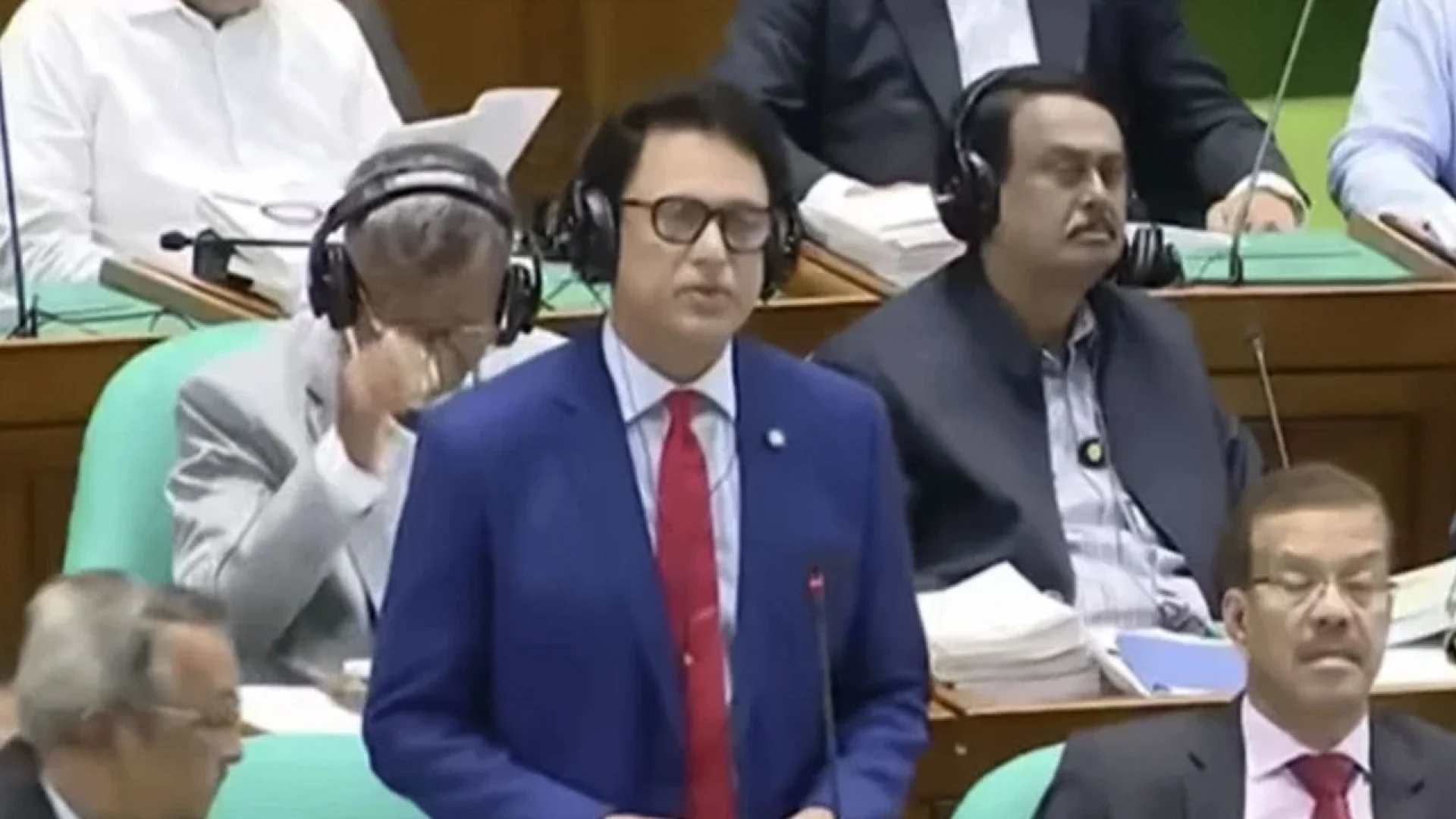 শিক্ষক-কর্মচারীদের অবসর ও কল্যাণ সুবিধা দিতে সরকার আন্তরিক: শিক্ষামন্ত্রী