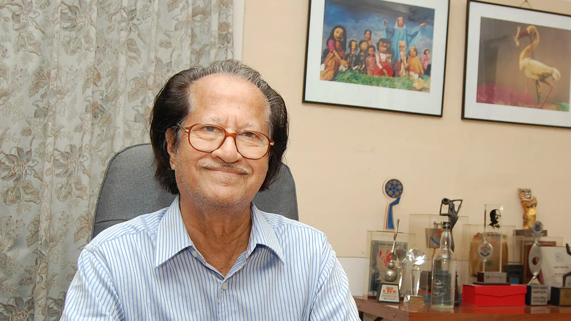 চিত্রশিল্পী মুস্তাফা মনোয়ারা মারা গেছেন