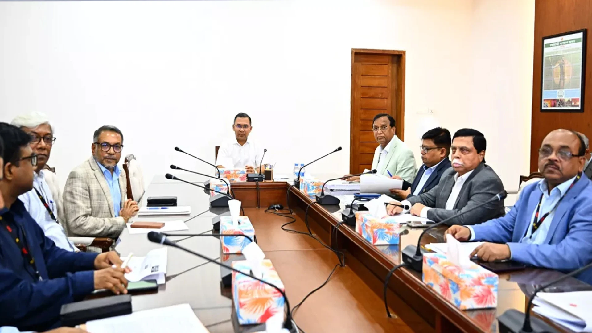 রাজধানীর বৃত্তাকার সড়কের দীর্ঘ বাড়ছে, নৌপথে নামবে ইলেক্ট্রিক বোট