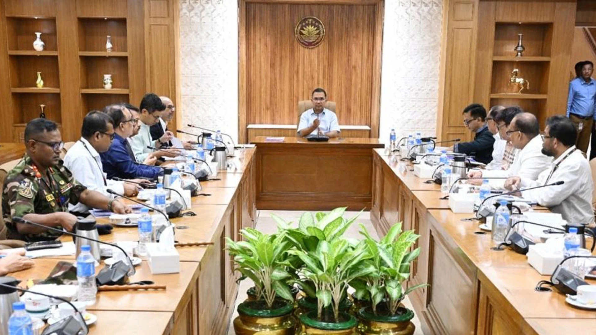 অলাভজনক রাষ্ট্রায়ত্ত কলকারখানা চালুর প্রক্রিয়া দ্রুত শেষ করার নির্দেশ দিলেন প্রধানমন্ত্রী