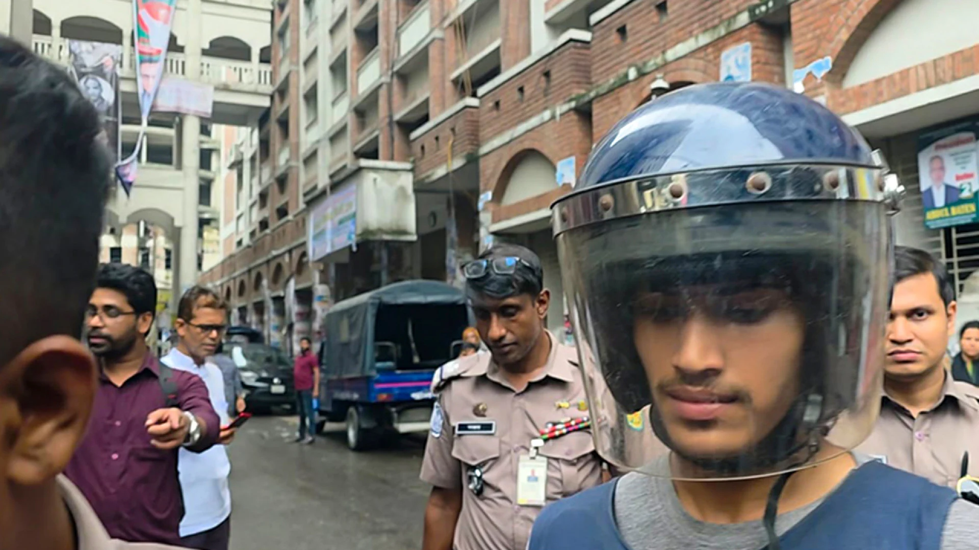 উগ্রবাদী ‘ফাতাহ কমব্যাট‘ সম্পৃক্ততায় গ্রেপ্তার তরুণ কারাগারে
