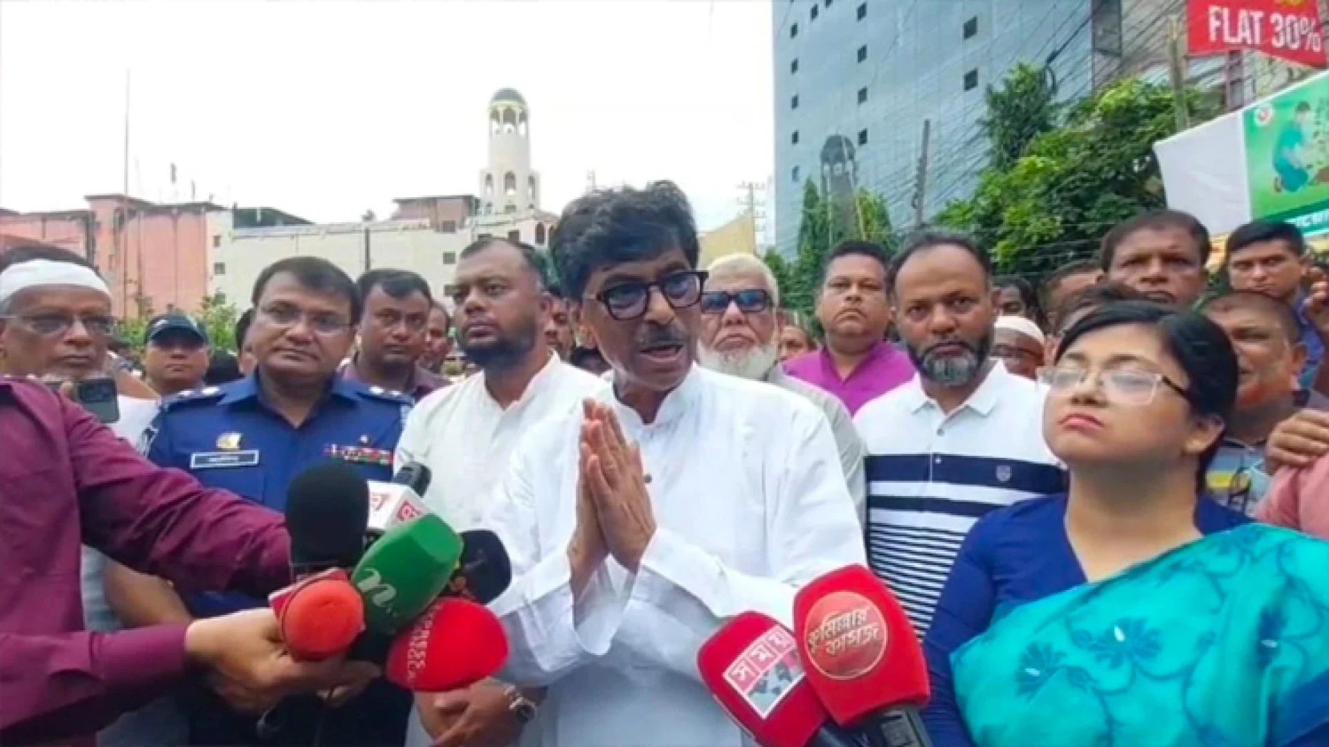 বন্যায় ক্ষতিগ্রস্ত কৃষকদের তালিকা হচ্ছে, সহায়তা দেবে সরকার: কৃষিমন্ত্রী